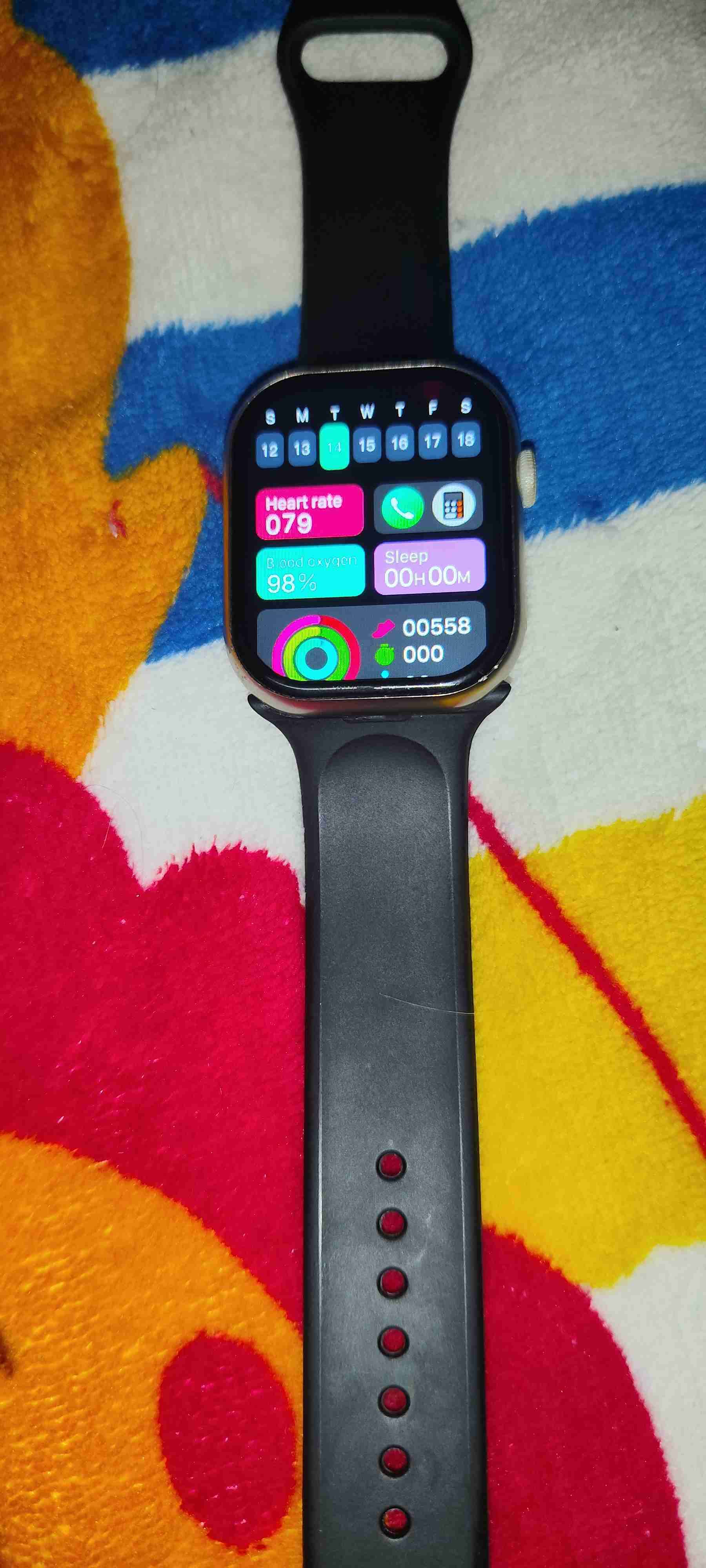 Smartwatch negro con cargador - miniatura 2