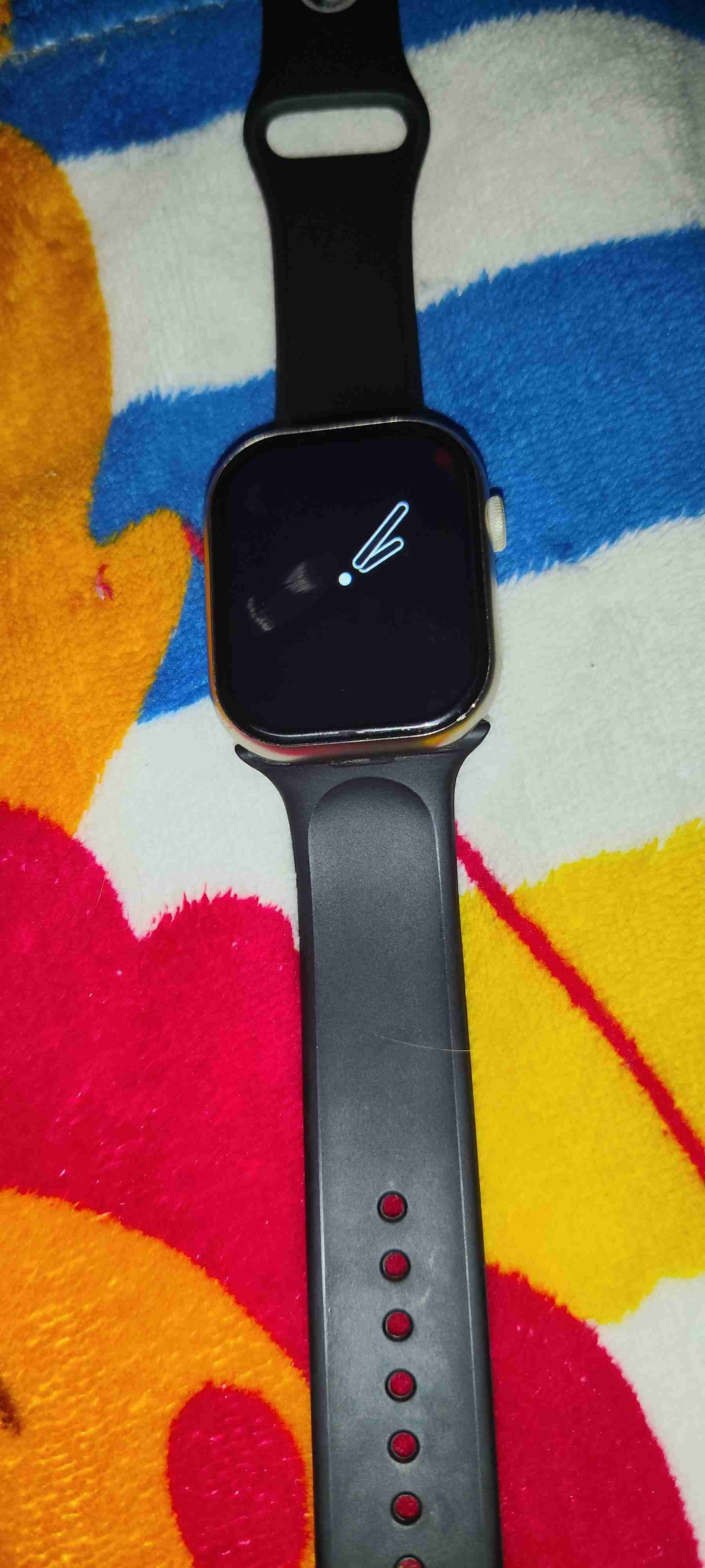 Smartwatch negro con cargador - miniatura 4