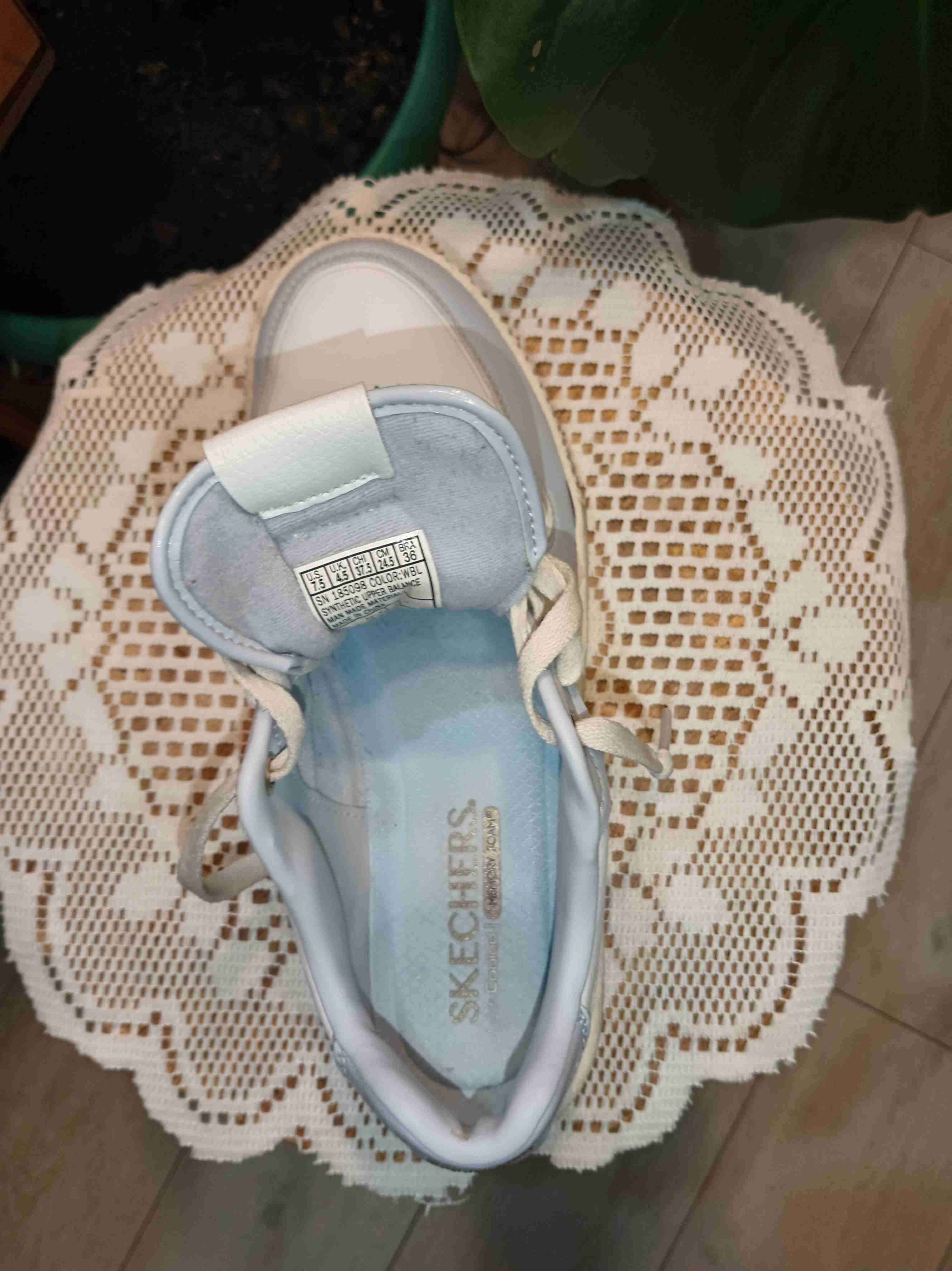 Skechers Lover, color celeste pastel con blanco - miniatura 3