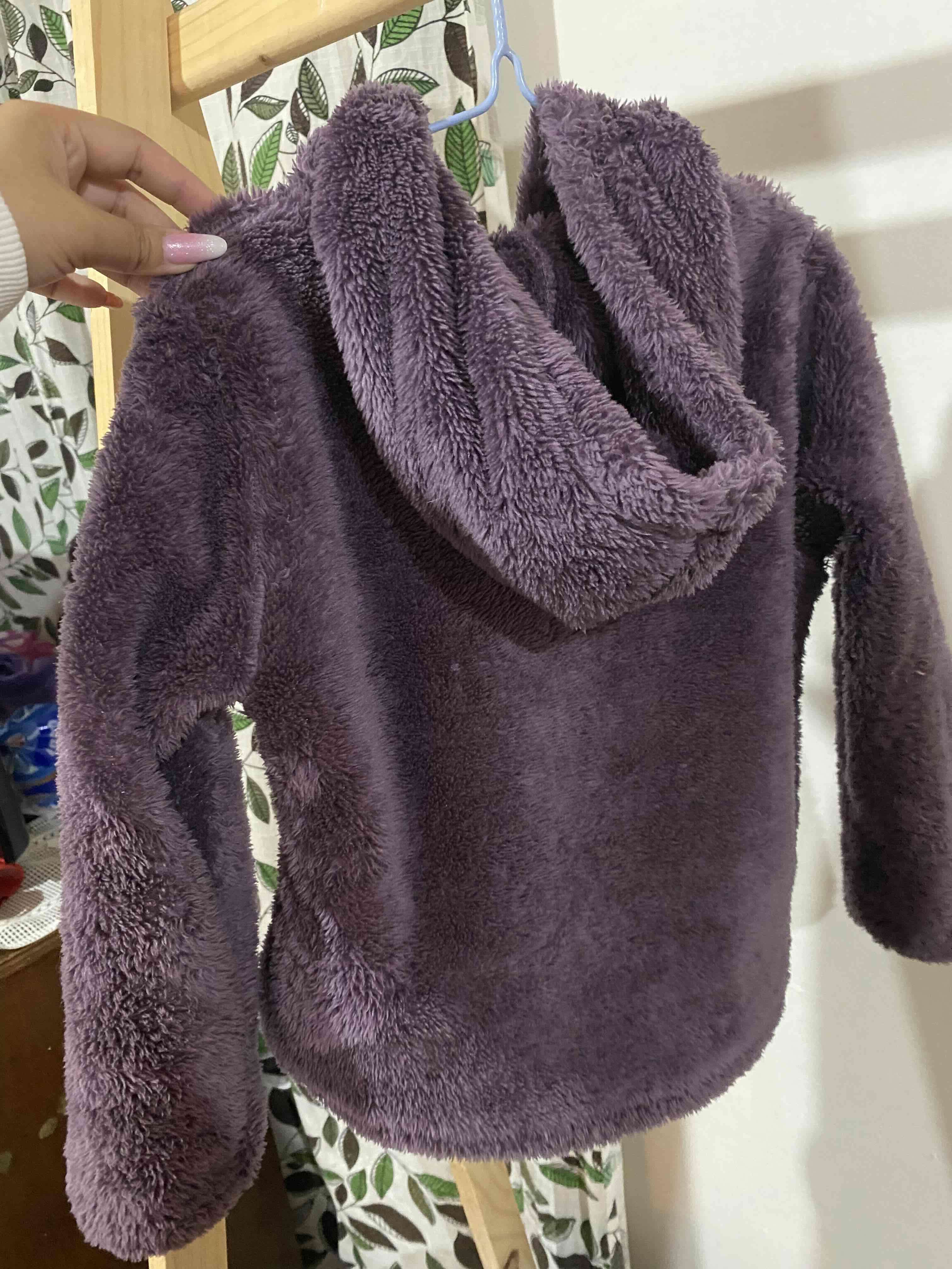 Chaqueta polar morada para niña - miniatura 2