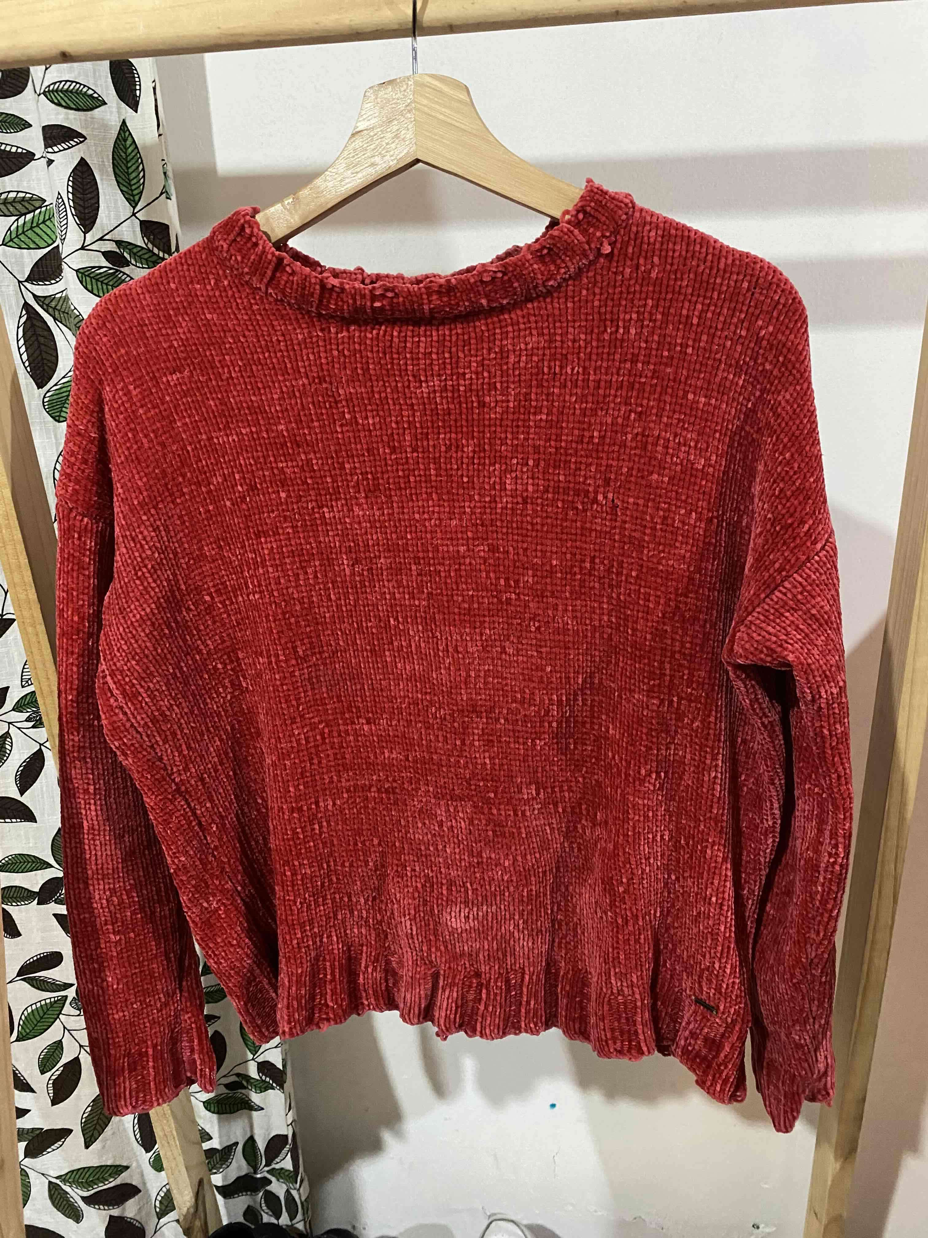 Suéter rojo - miniatura 1