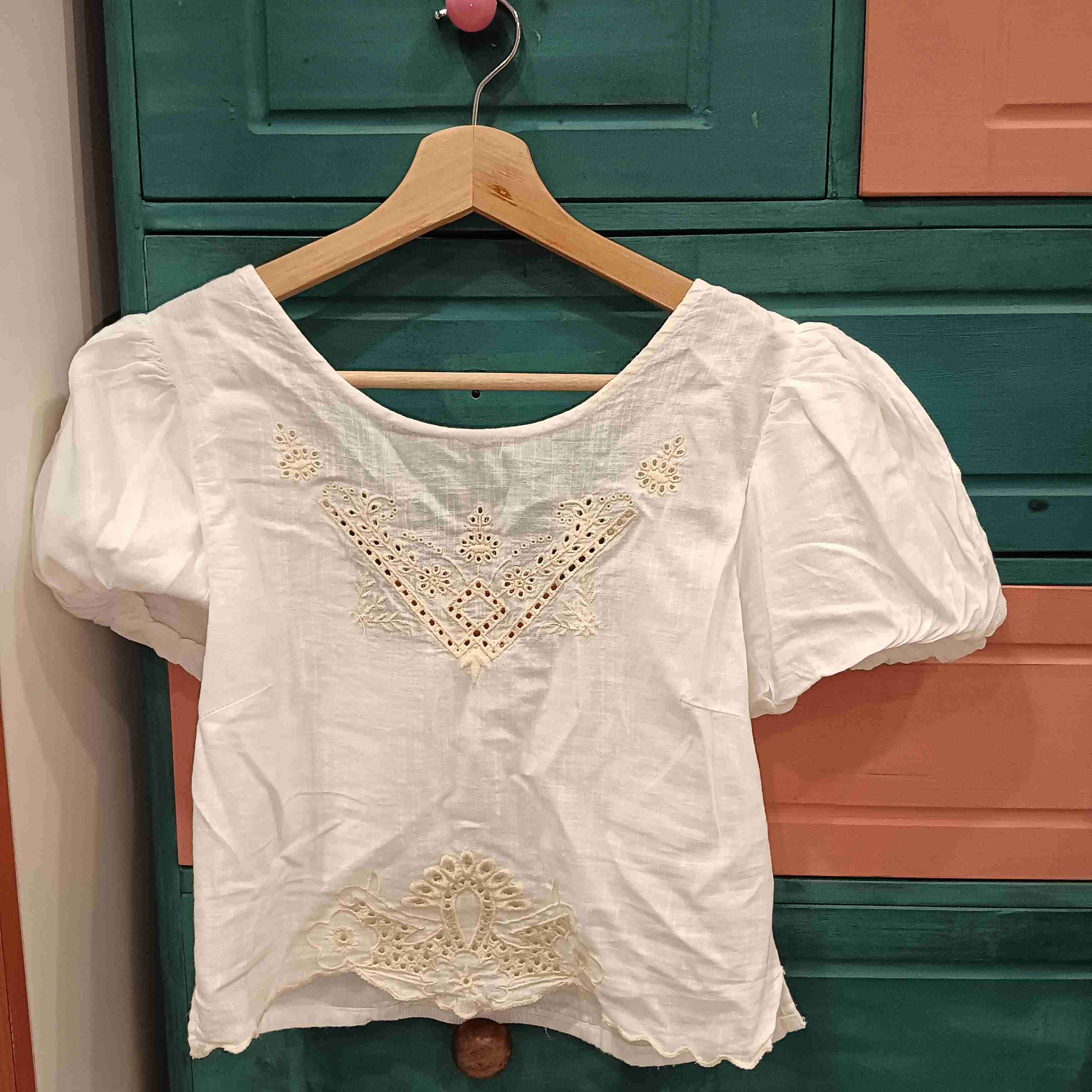 Sybilla Blusa blanca bordada - miniatura 1