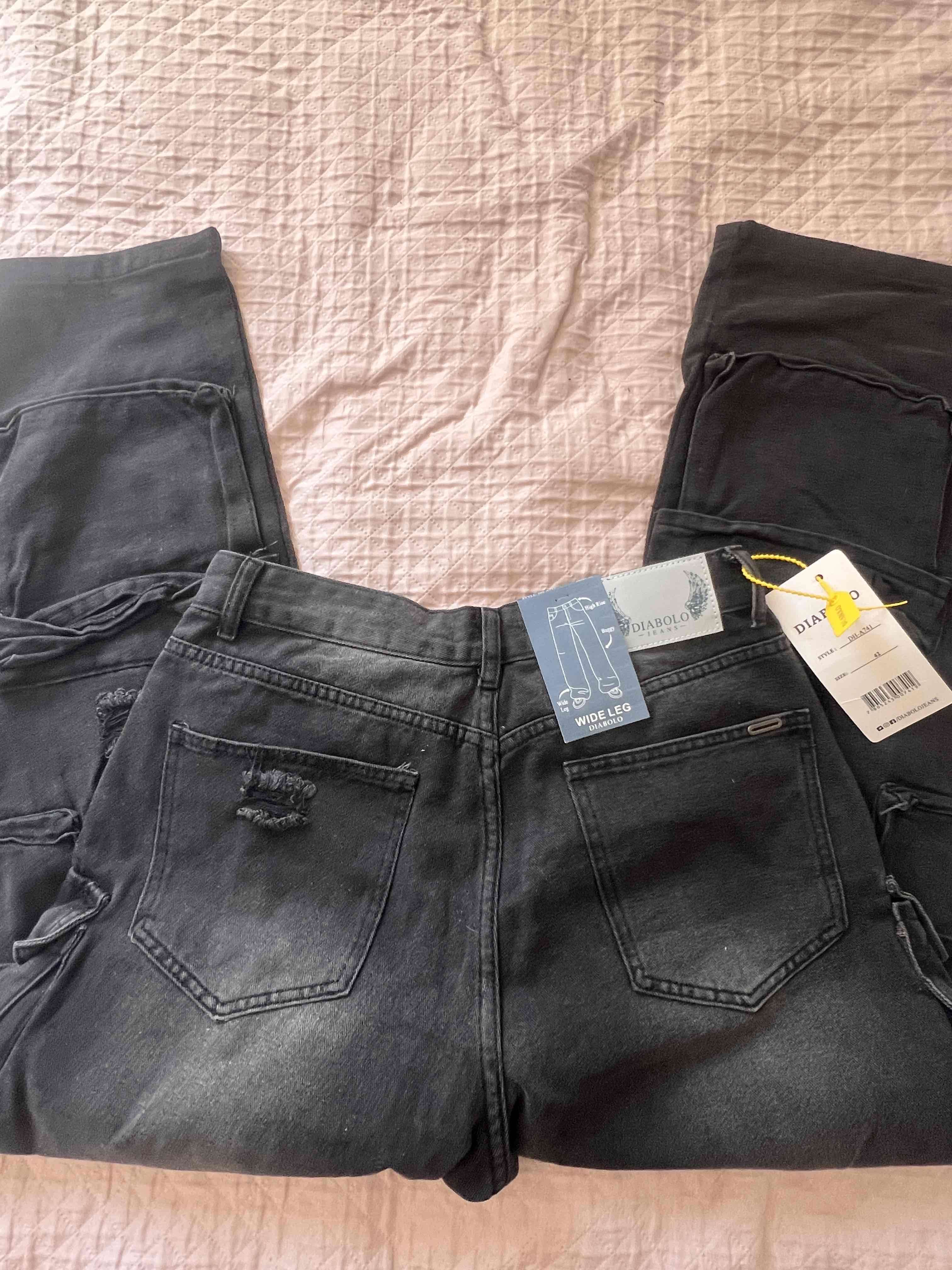 Jeans cargo negros con bolsillos, Hombre talla - miniatura 2