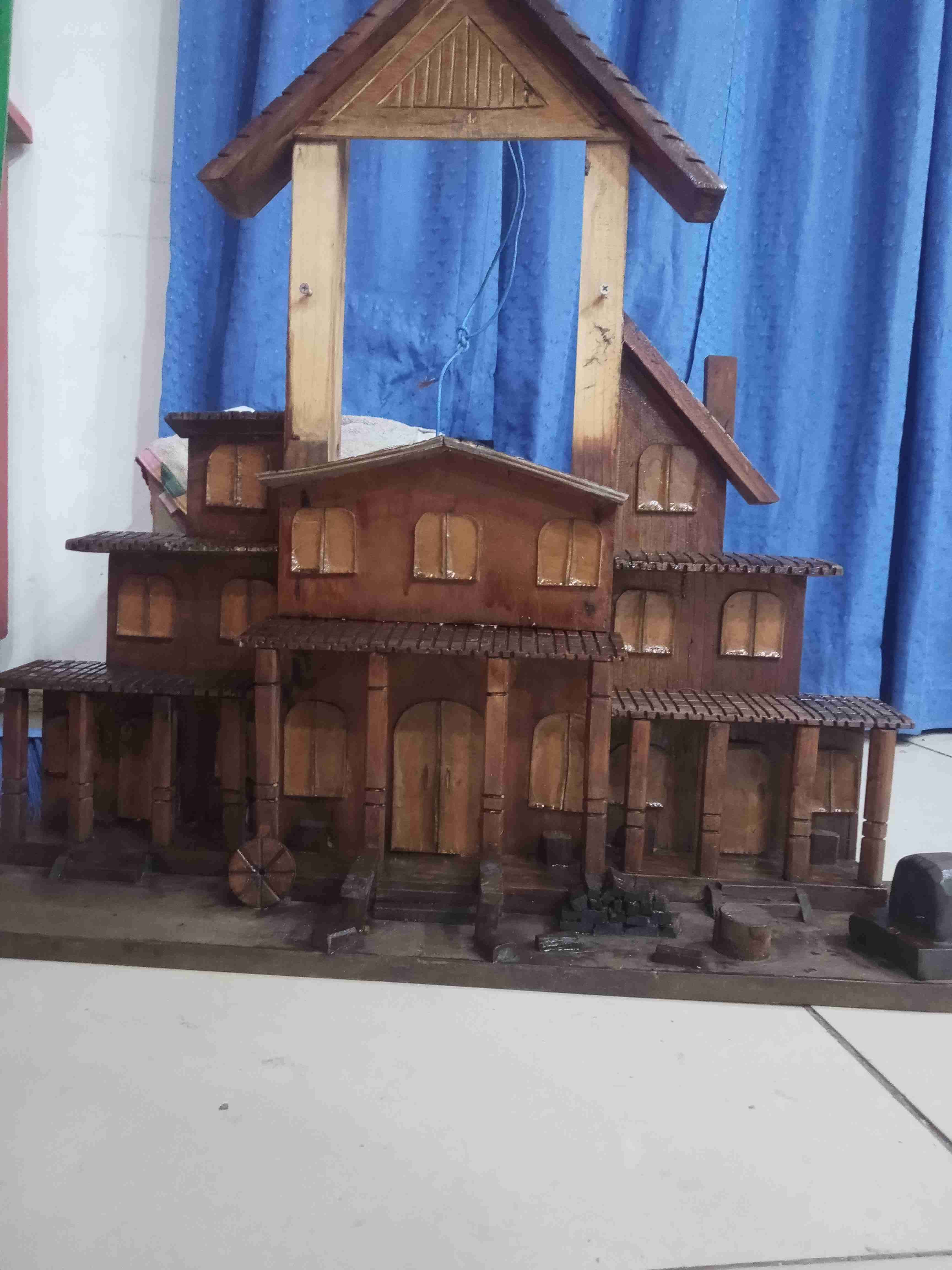 Casa de madera decorativa - miniatura 4