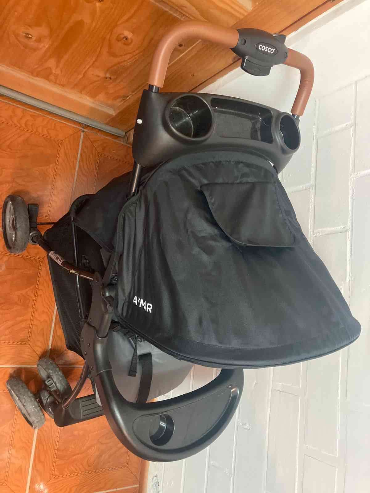 Coche negro Cosco con portavasos - miniatura 2