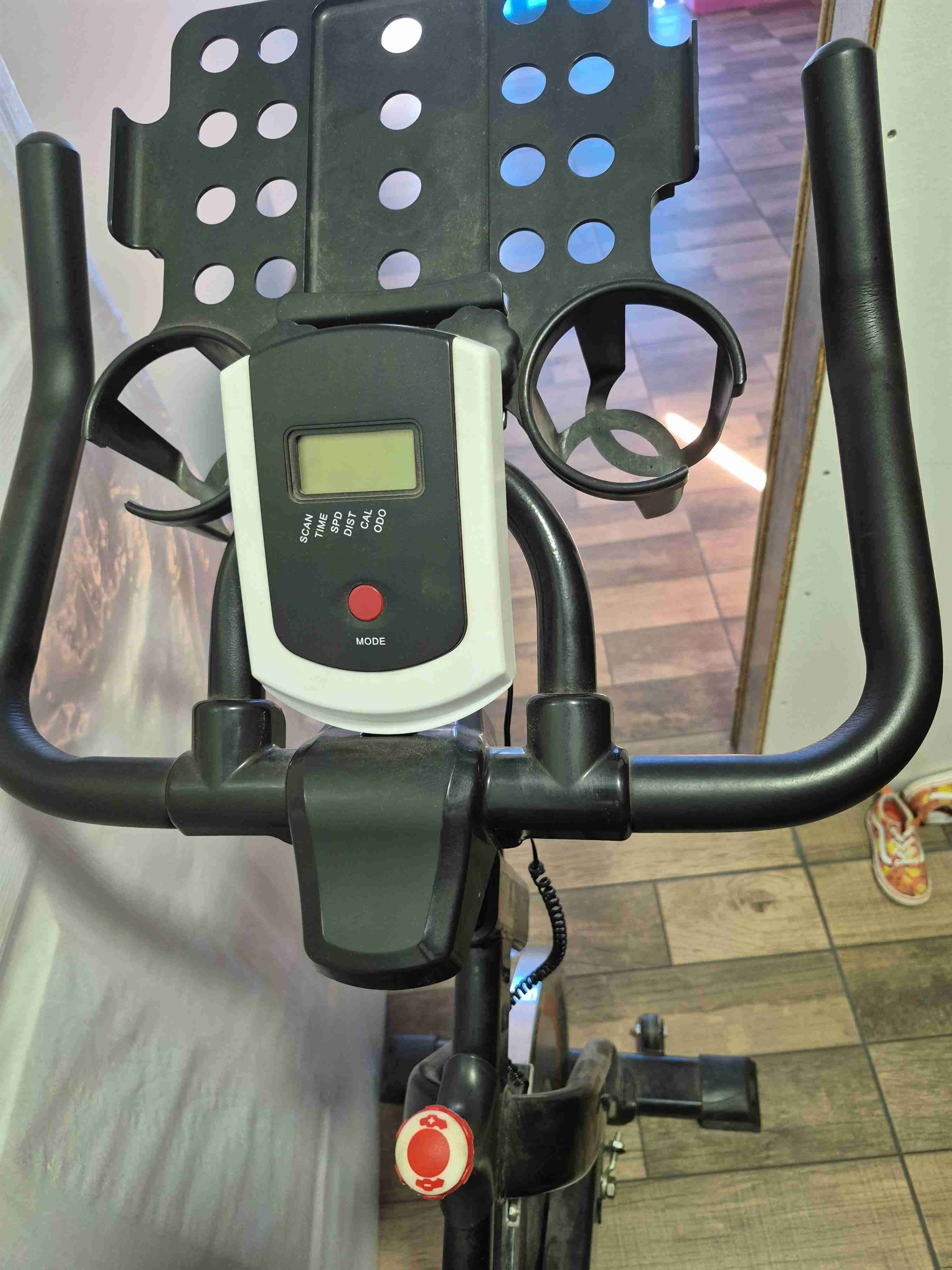 Bicicleta estática negra - miniatura 5