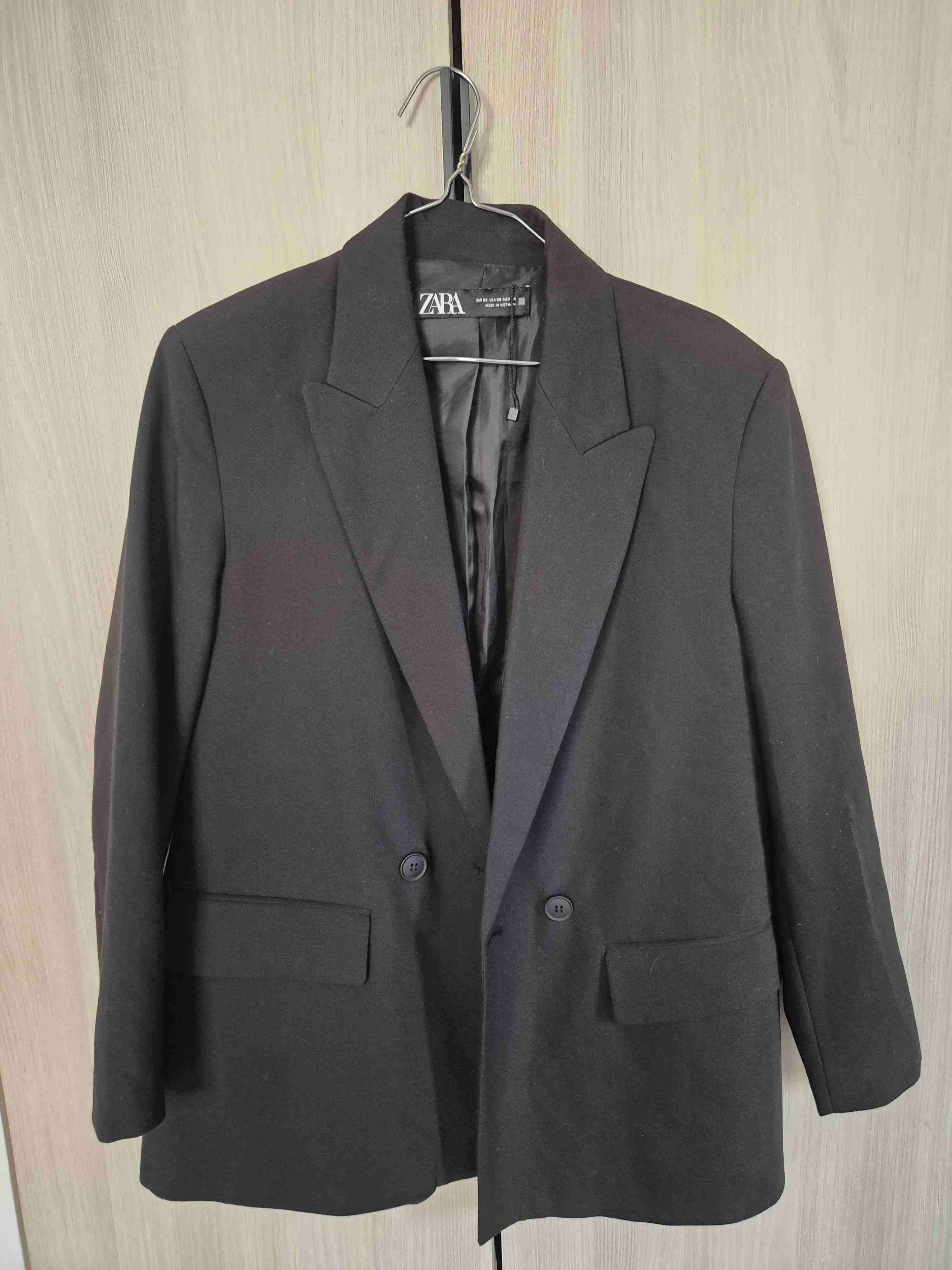 Blazer Zara Negro  - Talla Xs - miniatura 4