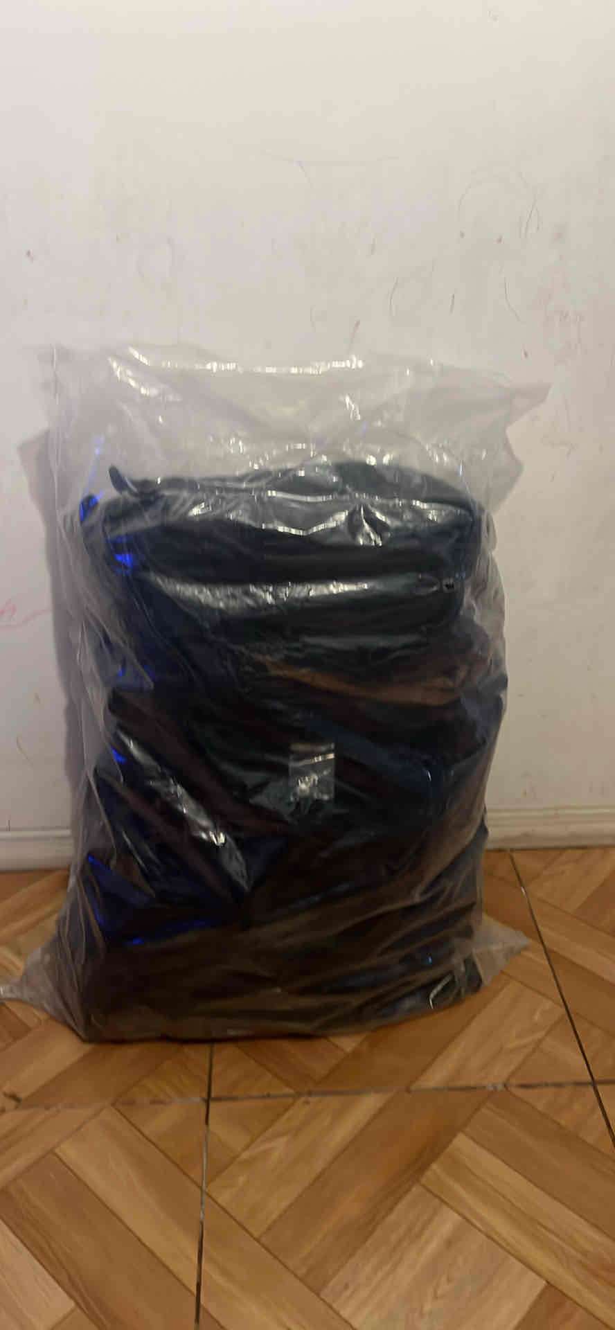 Lote de ropa usada - miniatura 1