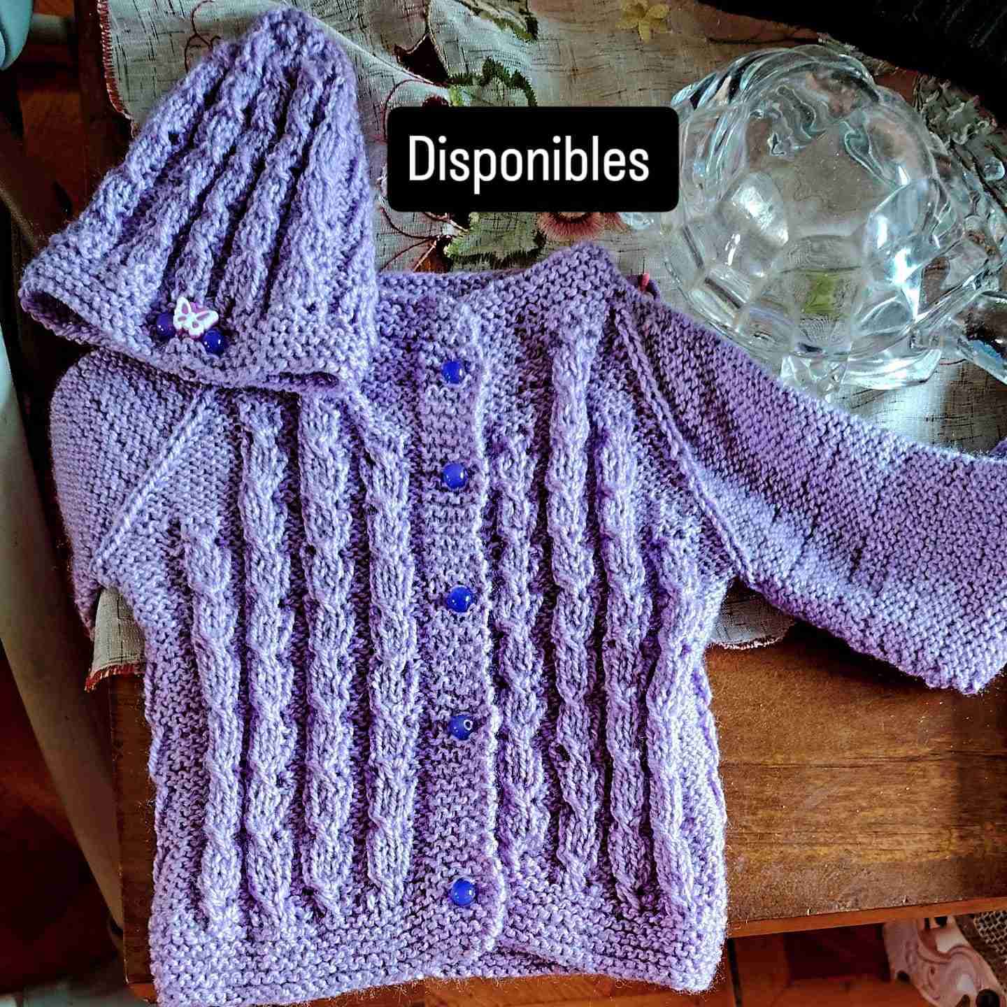 Chalequitos de bebe tejidos a 2 agujas - miniatura 5