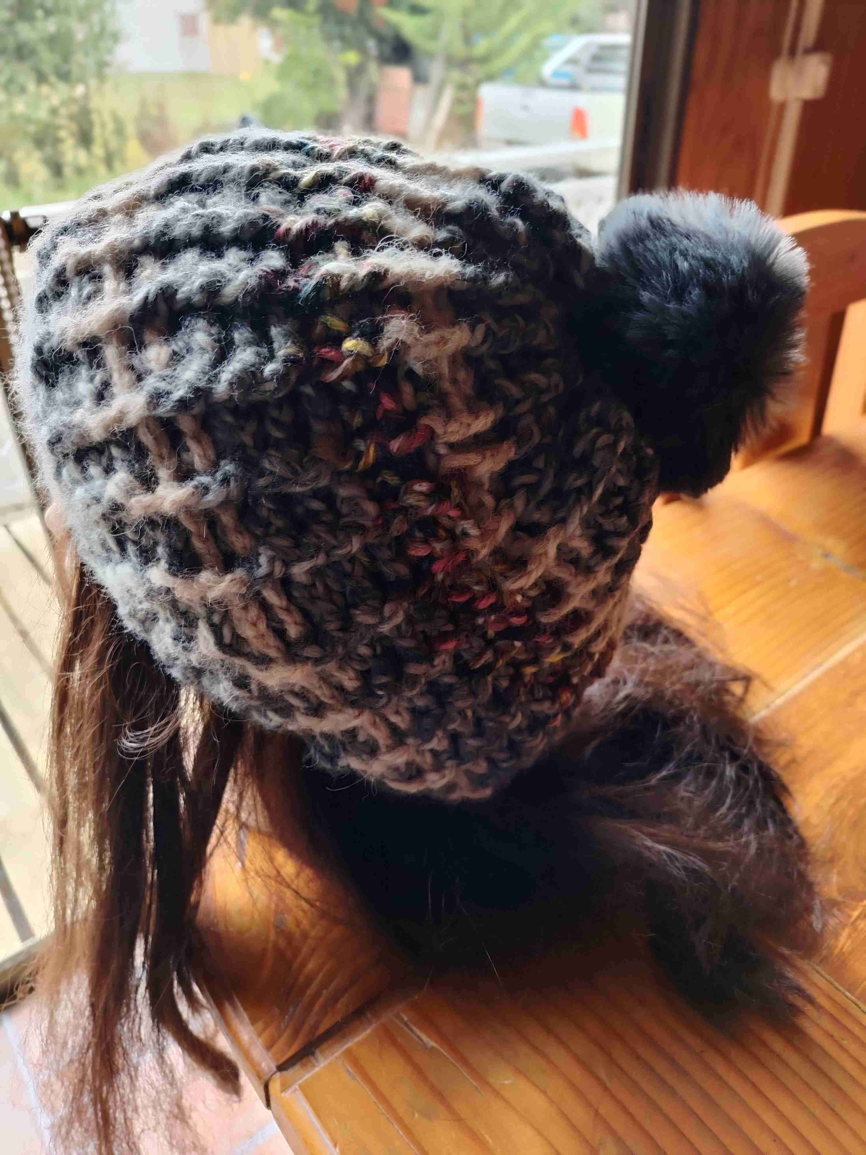 Gorro de lana tejido a crochet - miniatura 6