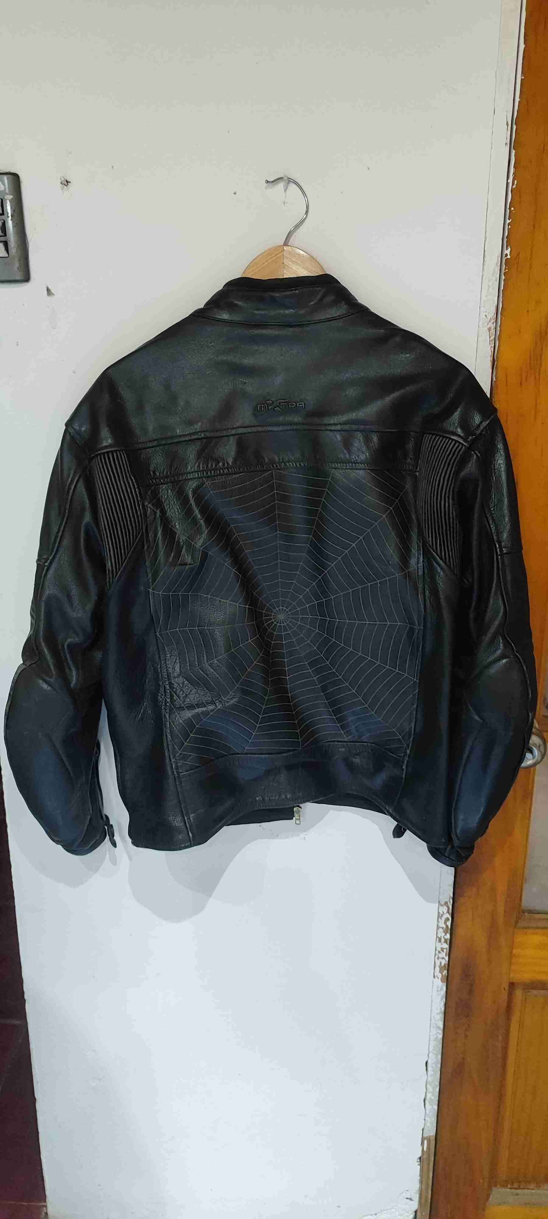 Chaqueta BIKER de cuero negra - miniatura 3