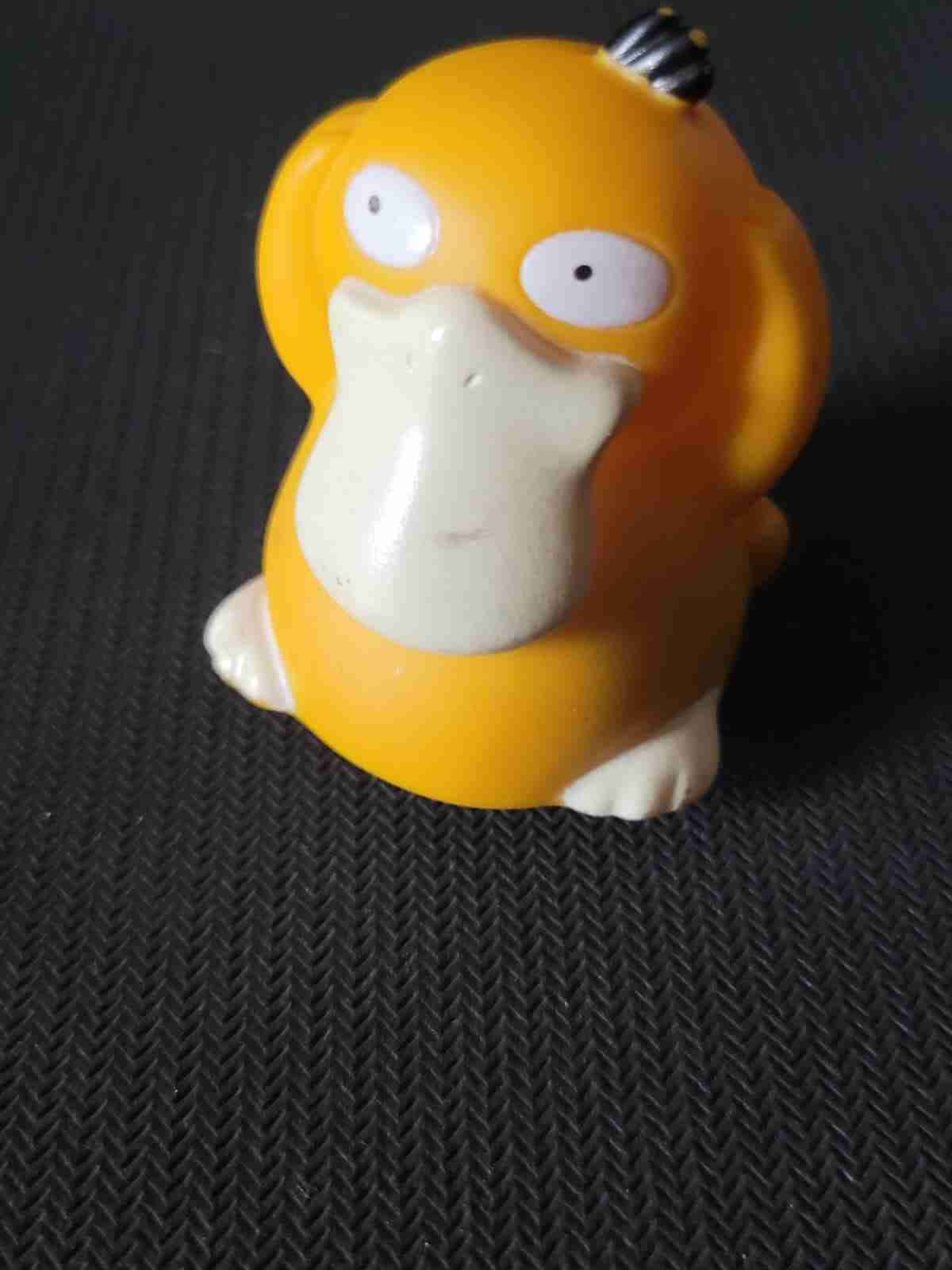 Figura de Psyduck Pokémon - miniatura 2