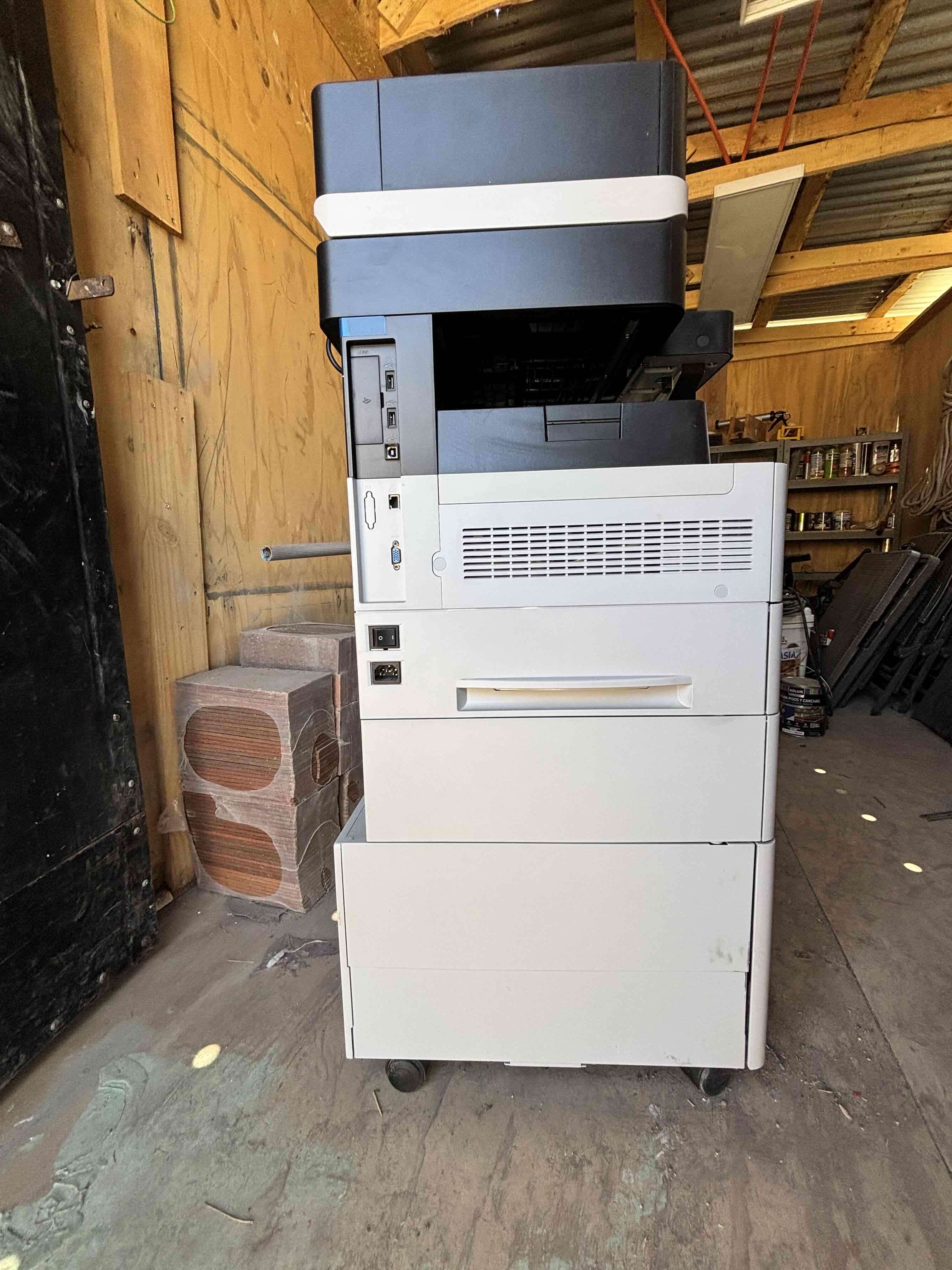 Impresora multifuncional Samsung - miniatura 3