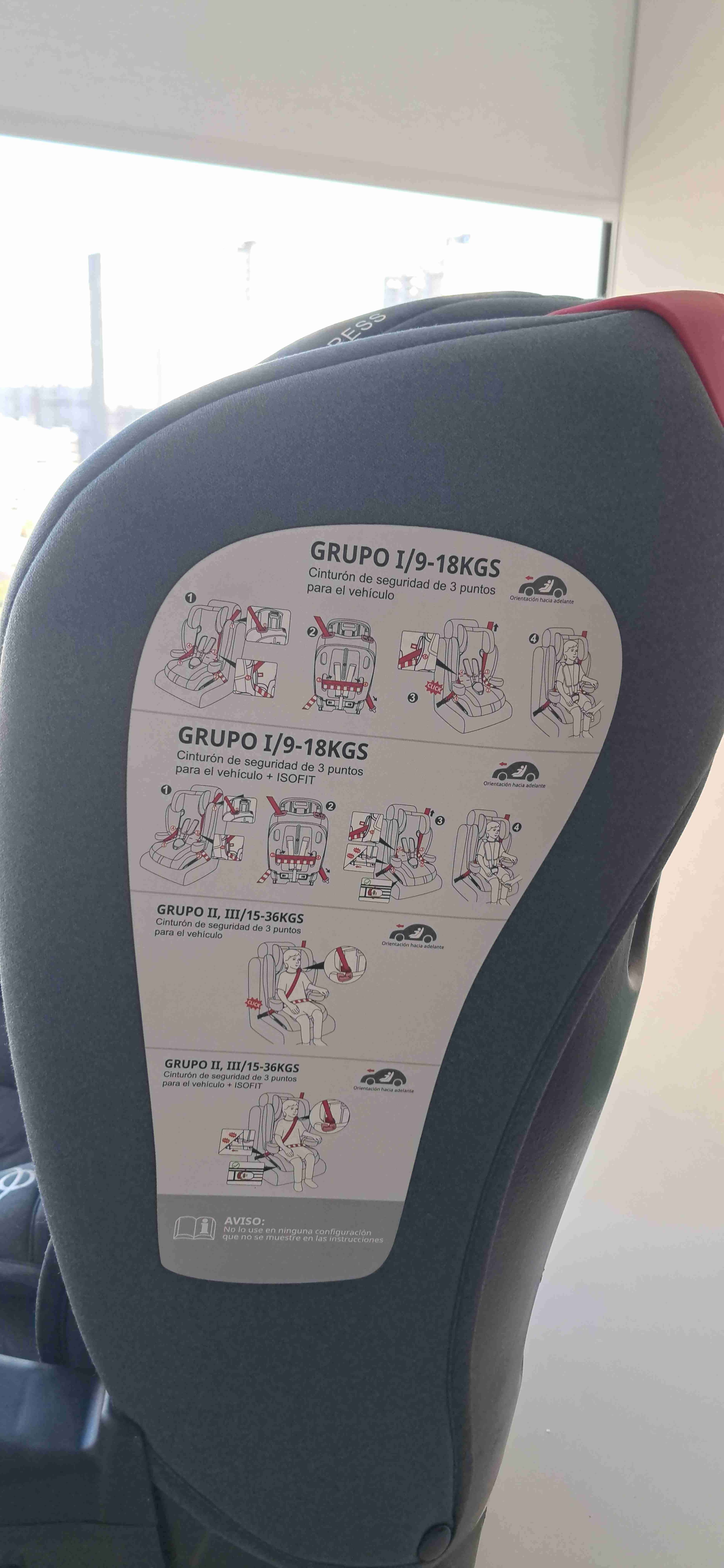 Silla de auto negra bebesit ajustable. - miniatura 6