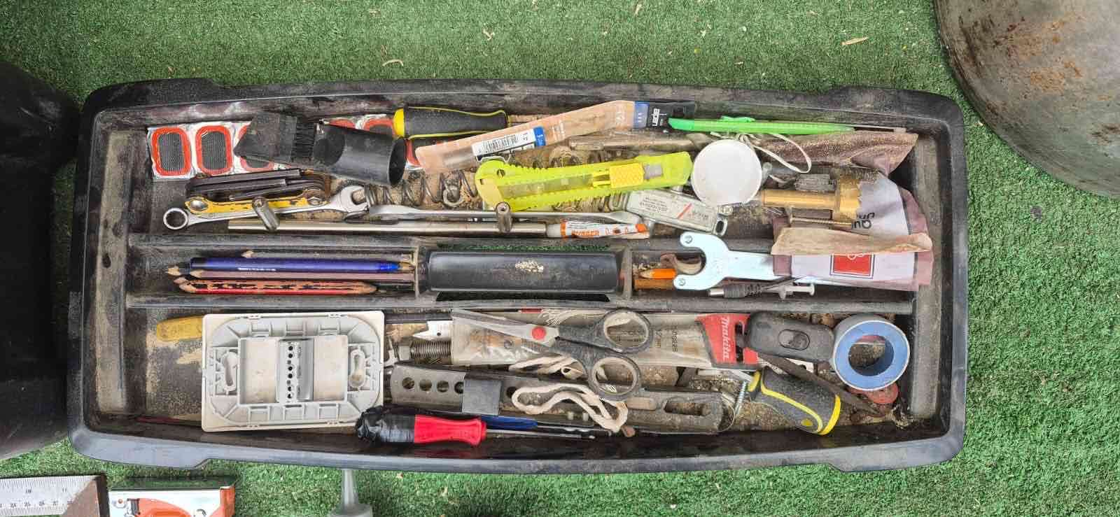 Caja de herramientas con accesorios - miniatura 2