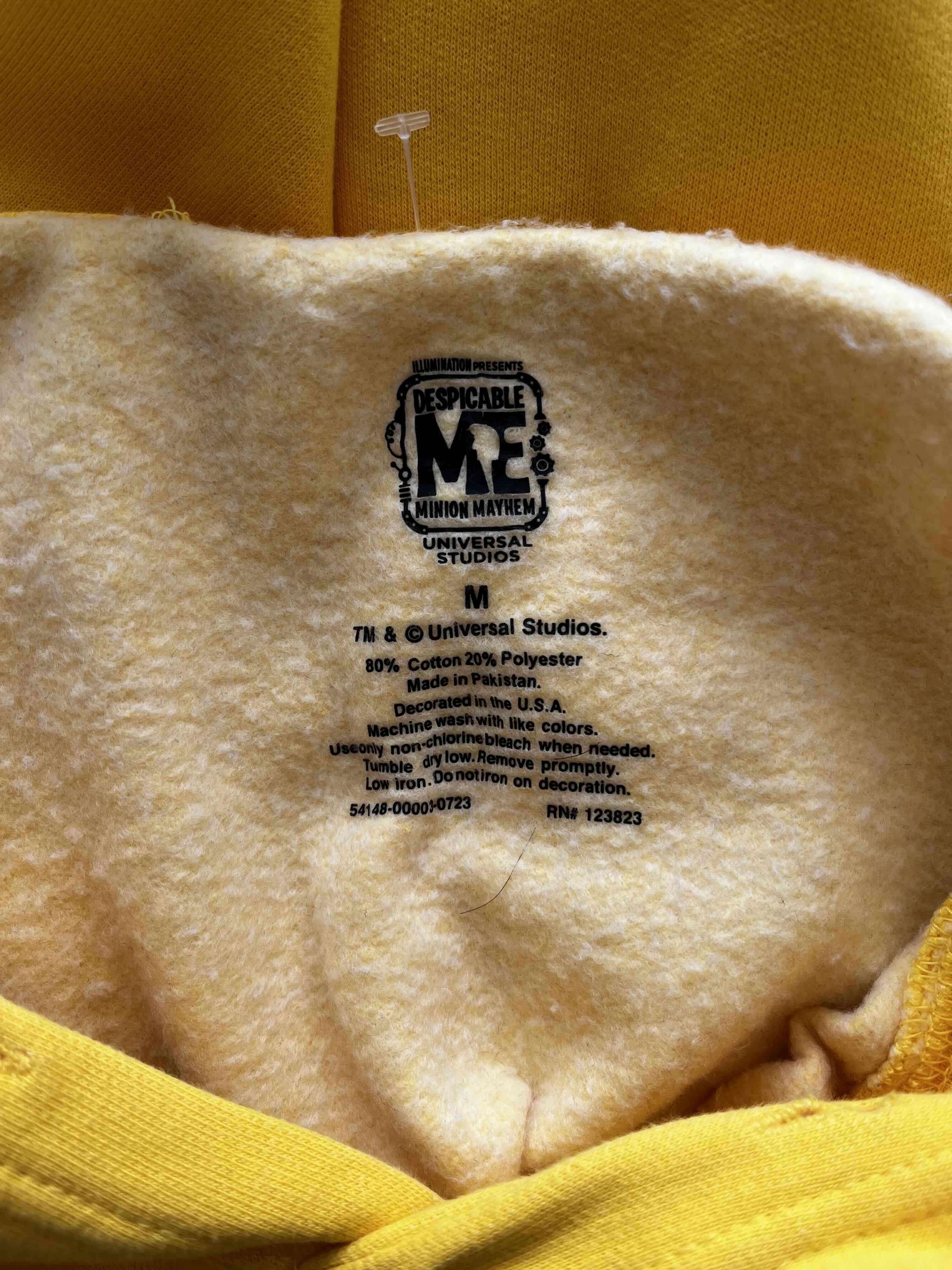 Polerón amarillo con diseño divertido - miniatura 3