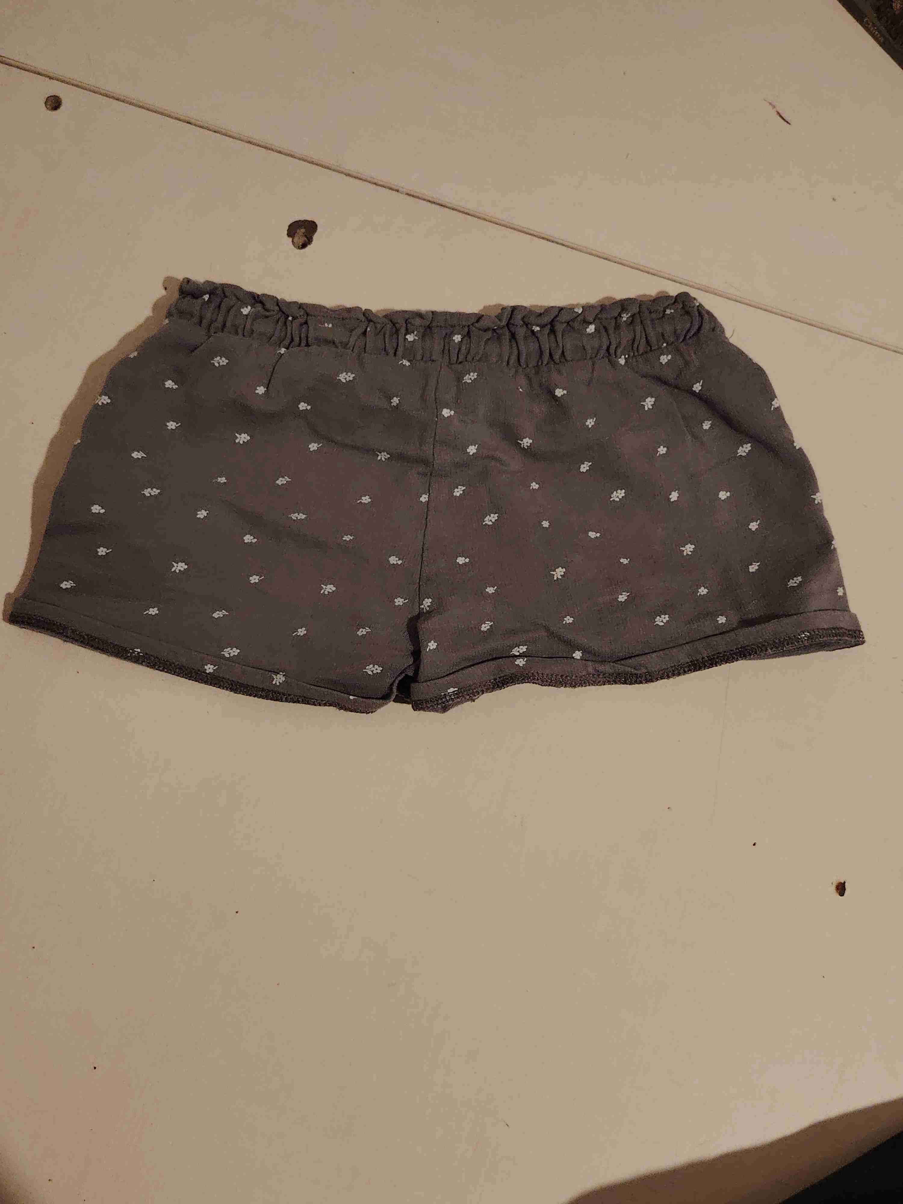 Shorts grises con estampado floral HyM - miniatura 3