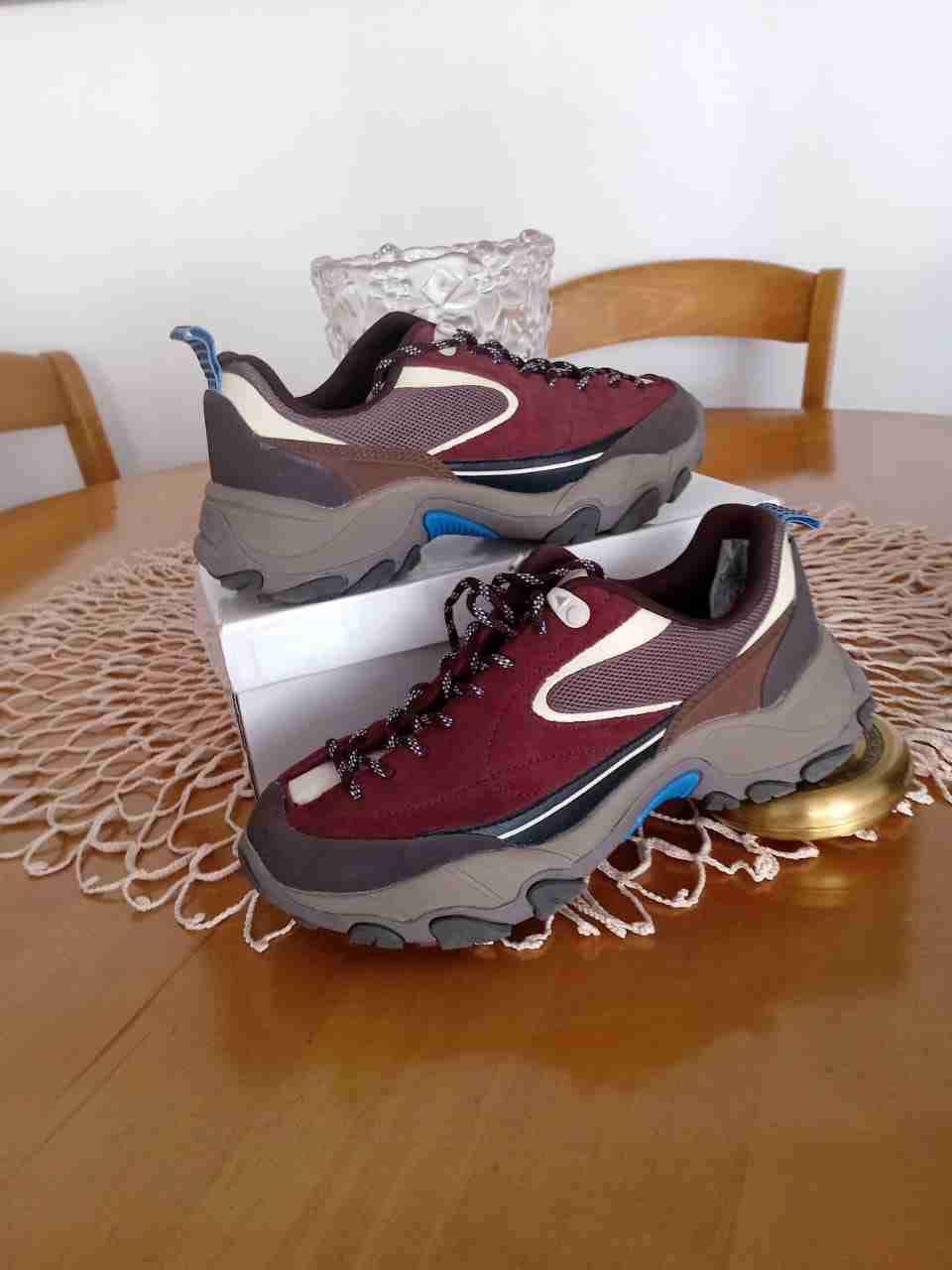 Silla de ruedas plegable negra - miniatura 5