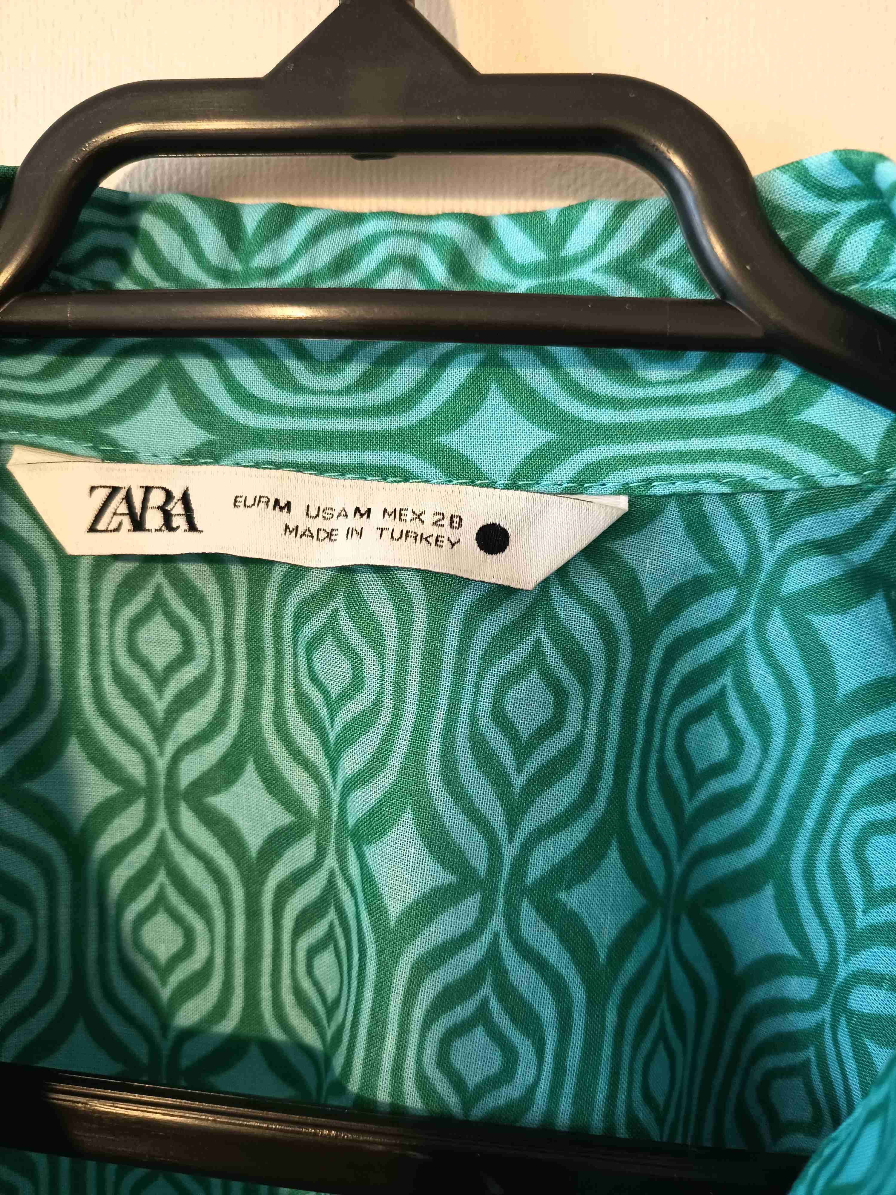 Blusa estampada verde mujer - miniatura 2