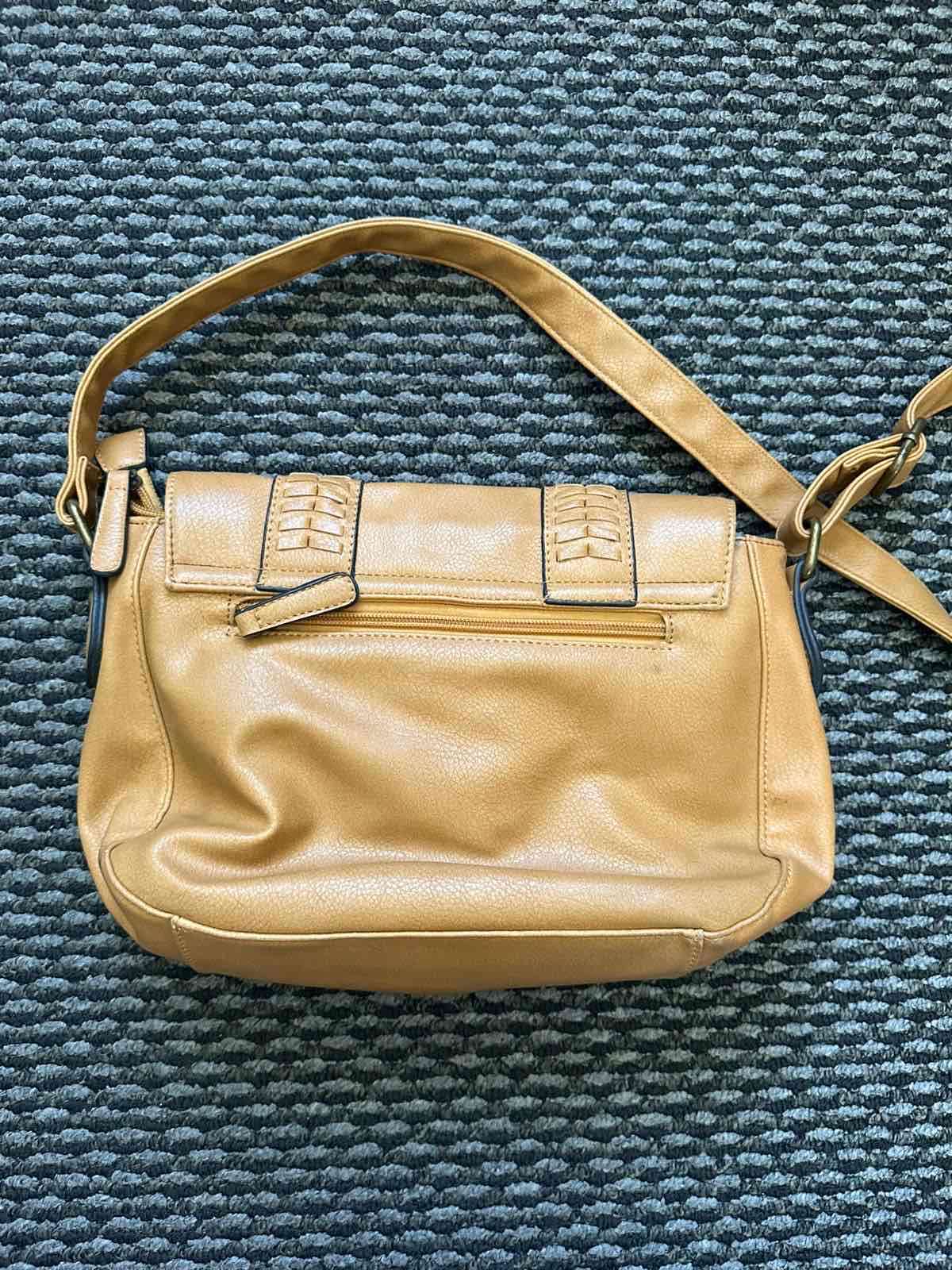 Carteras y banano - miniatura 4