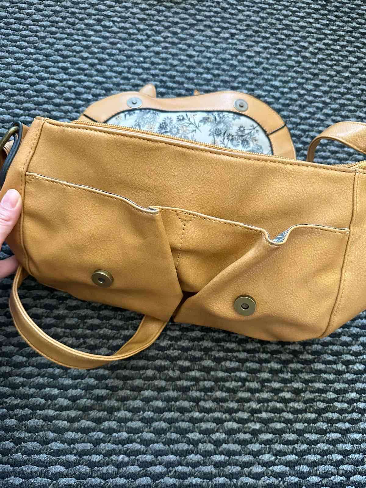 Carteras y banano - miniatura 5