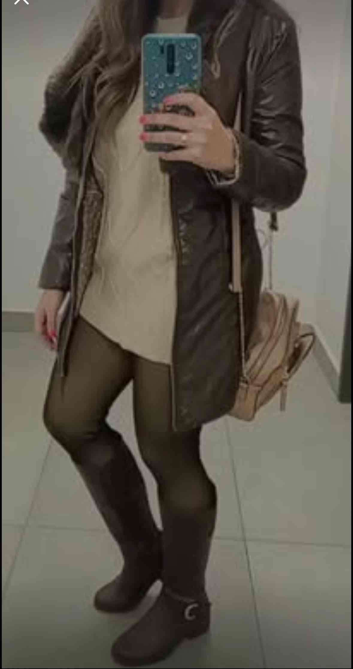 Abrigo marrón con cuello de pelo - miniatura 3