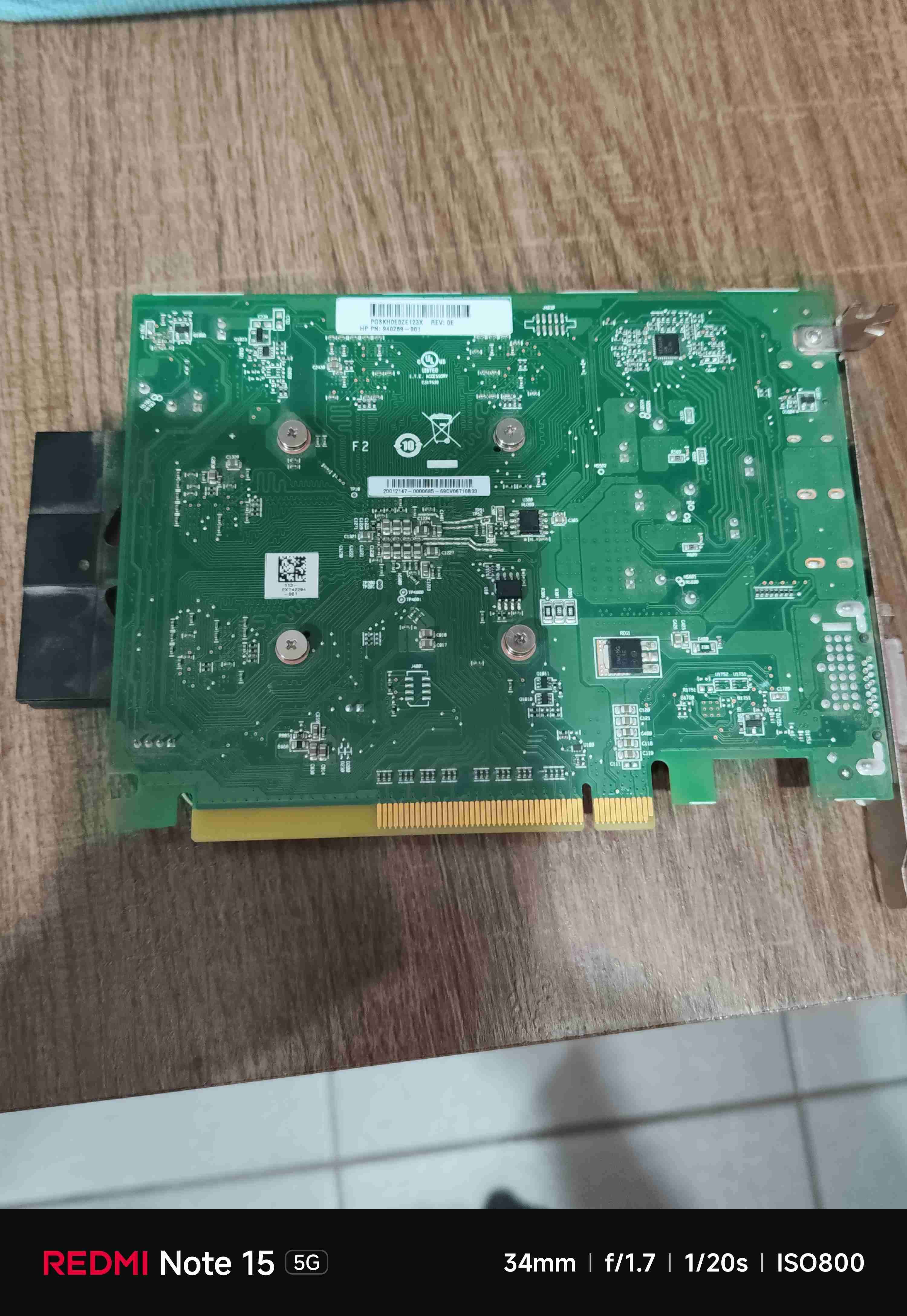 Tarjeta gráfica RX550 2gb - miniatura 1