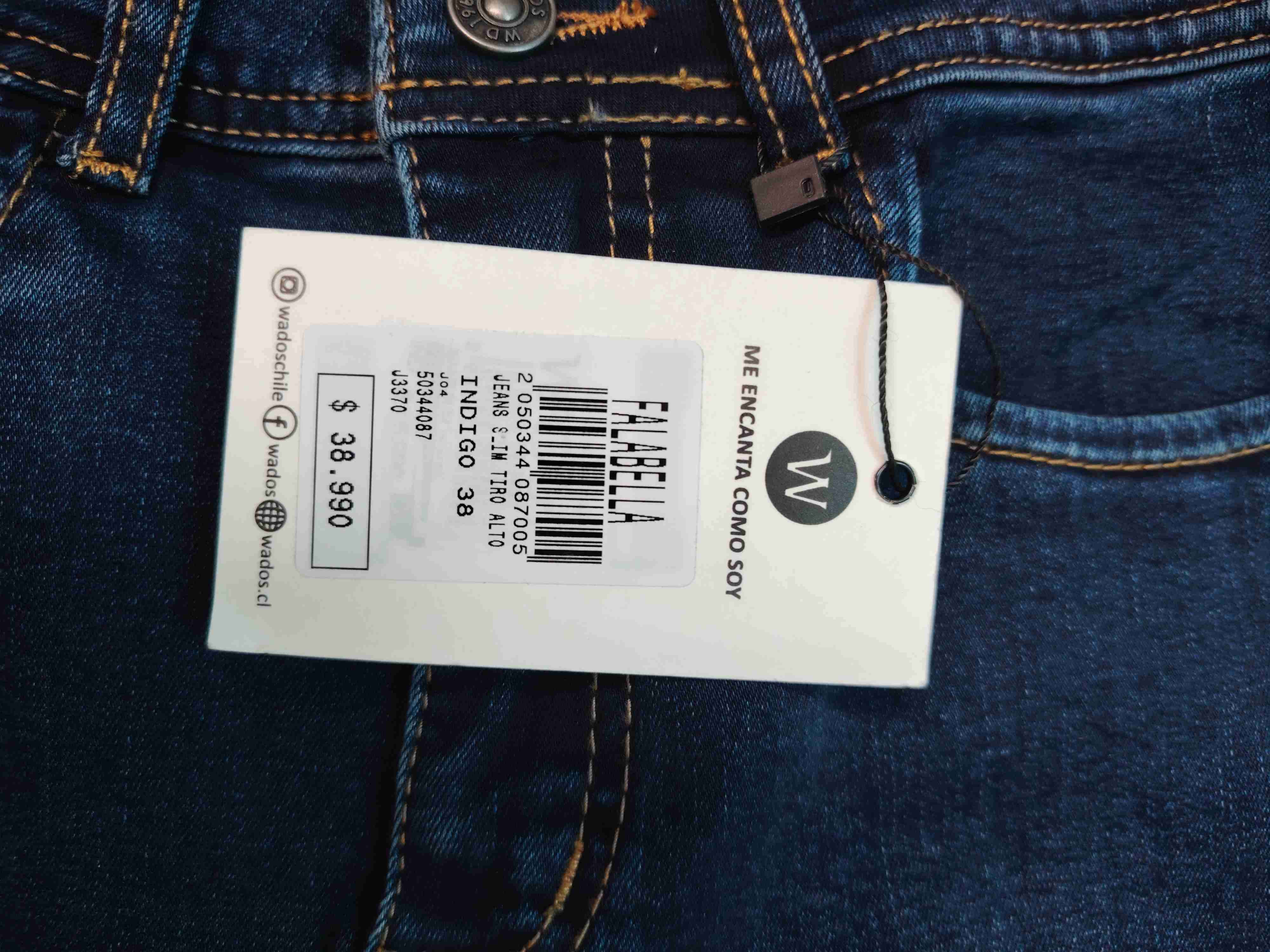 Jeans azul oscuro con etiqueta - miniatura 3