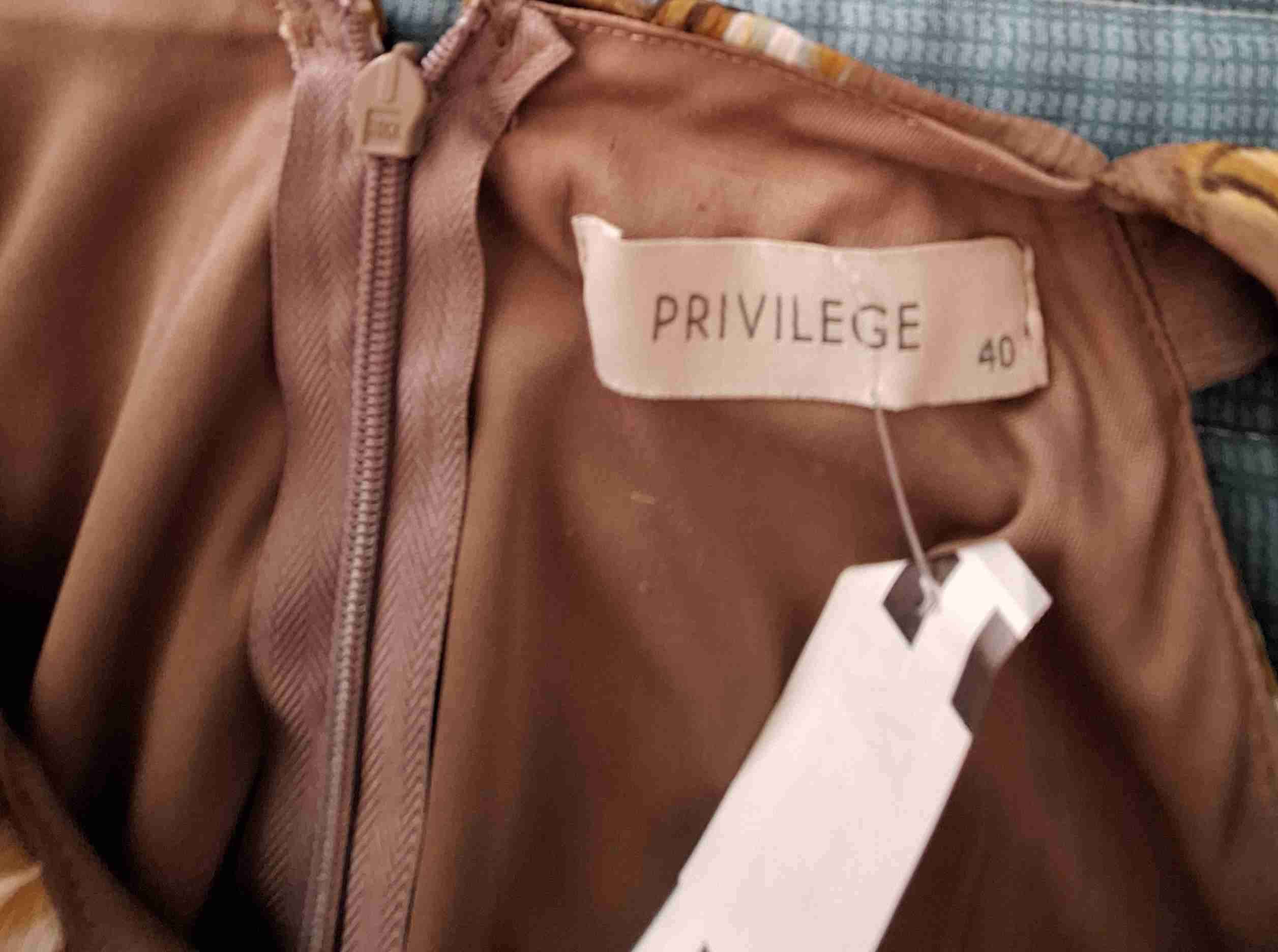 Vestido floral verde musgo - miniatura 3