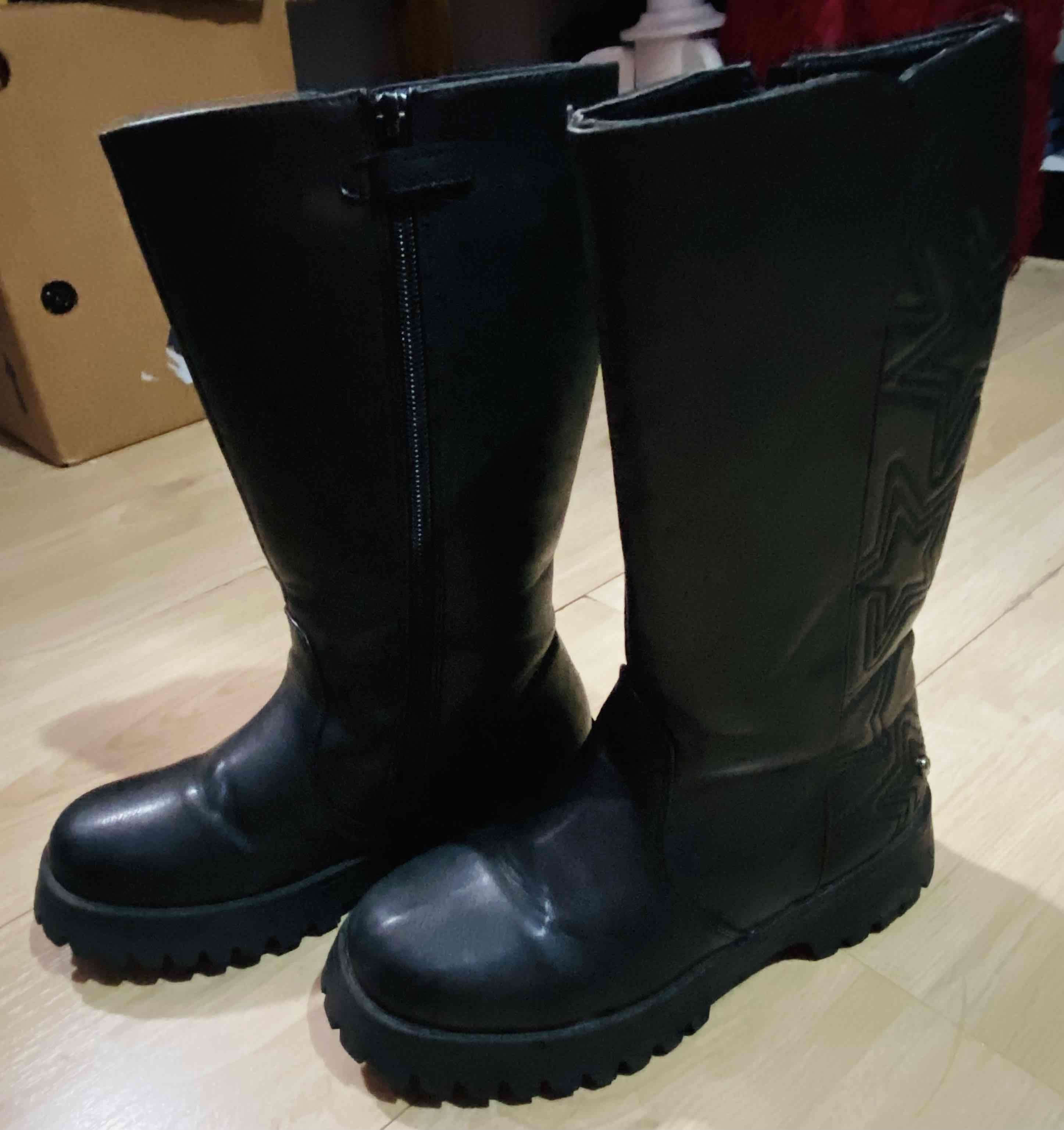 Botas negras de invierno - miniatura 3