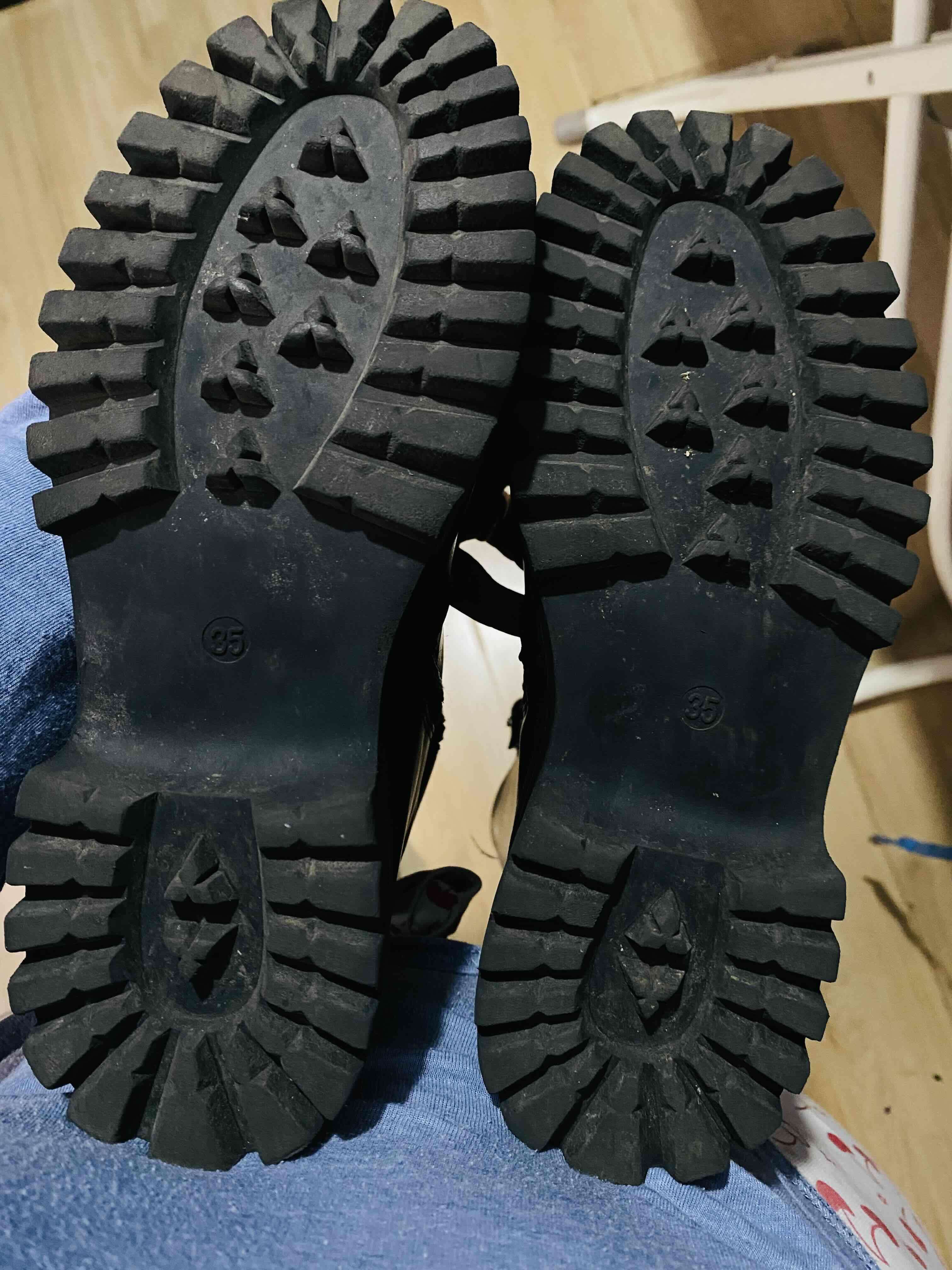 Botas negras de invierno - miniatura 5