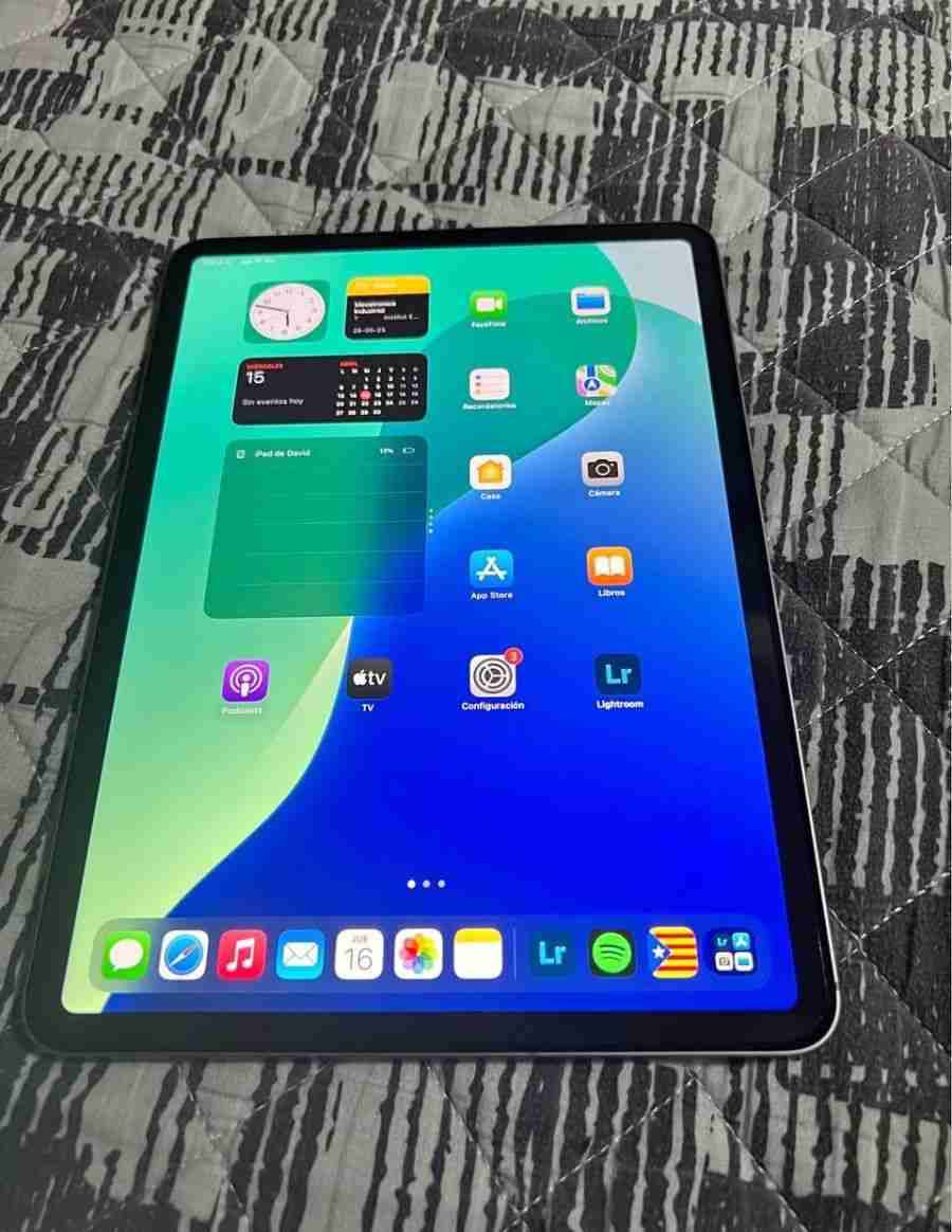 Tablet iPad pro 11 con lápiz y caja - miniatura 5