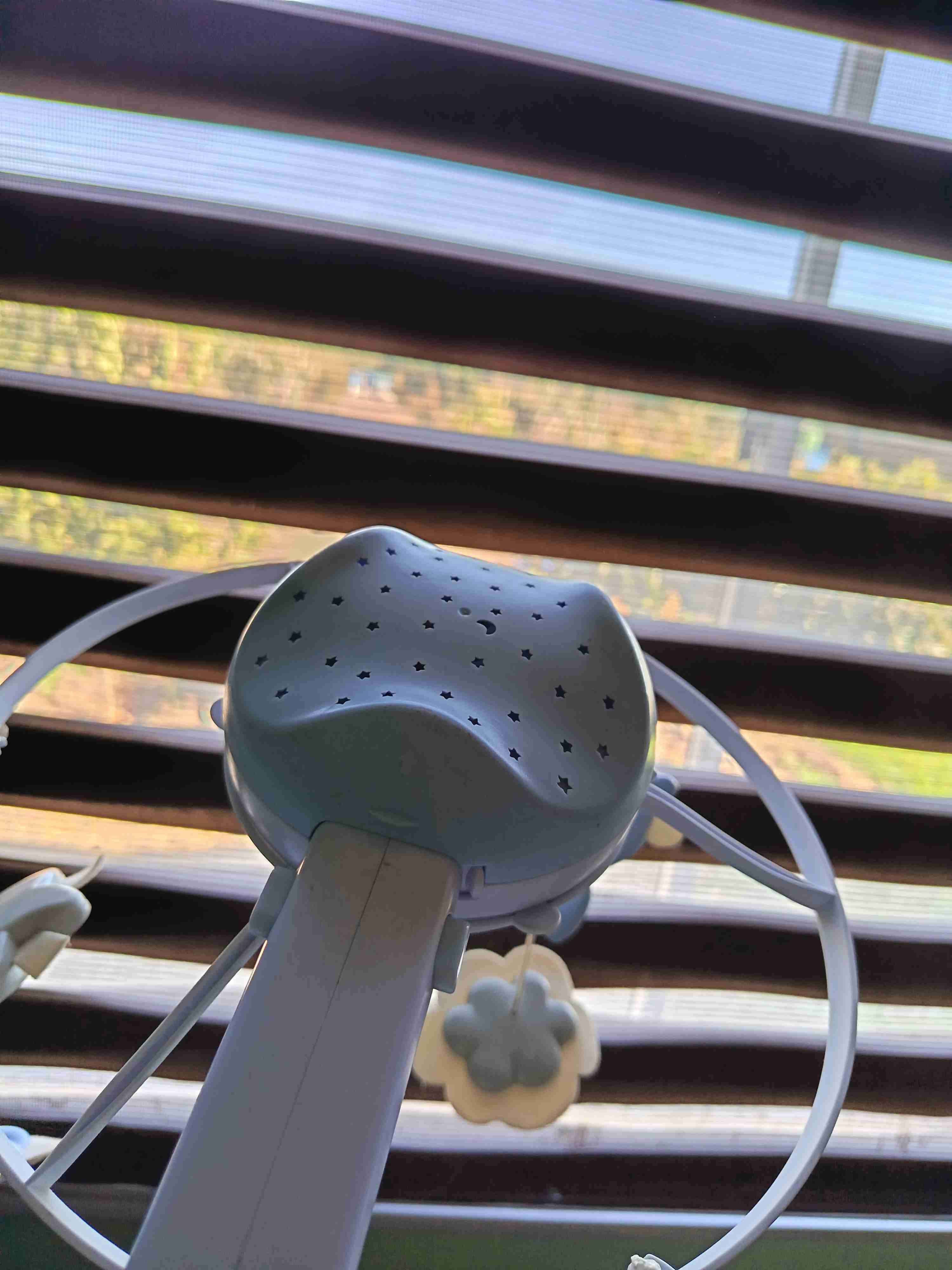 Móvil musical para bebés - miniatura 2