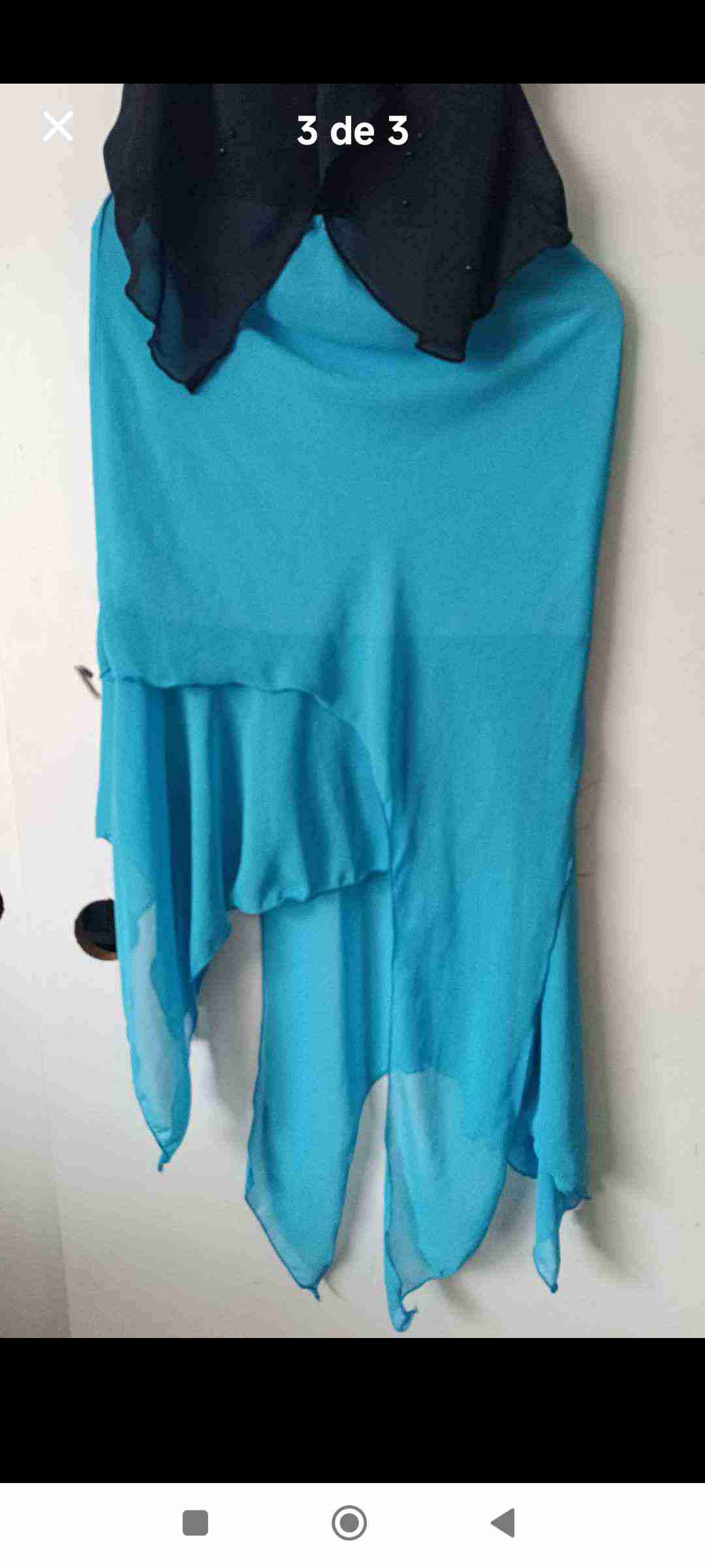 Conjunto top negro y falda azul - miniatura 3