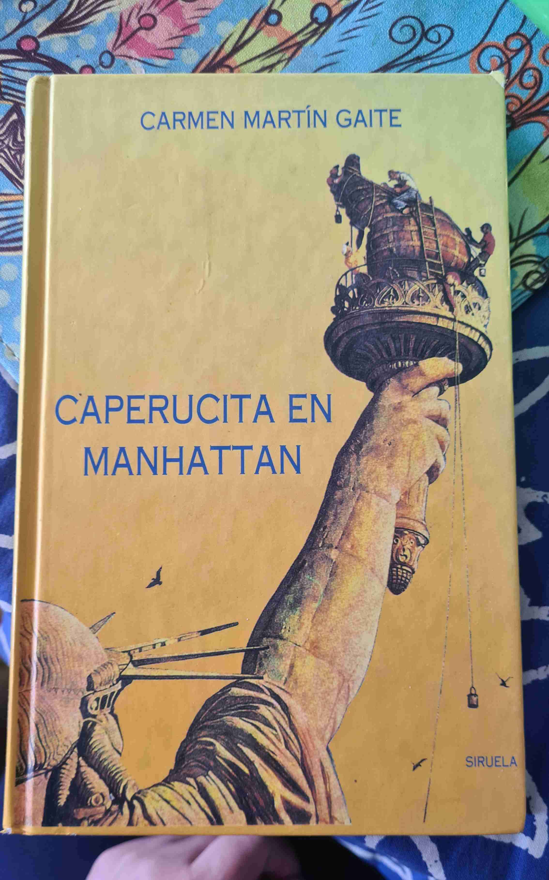 Libro Caperucita en Manhattan - miniatura 1