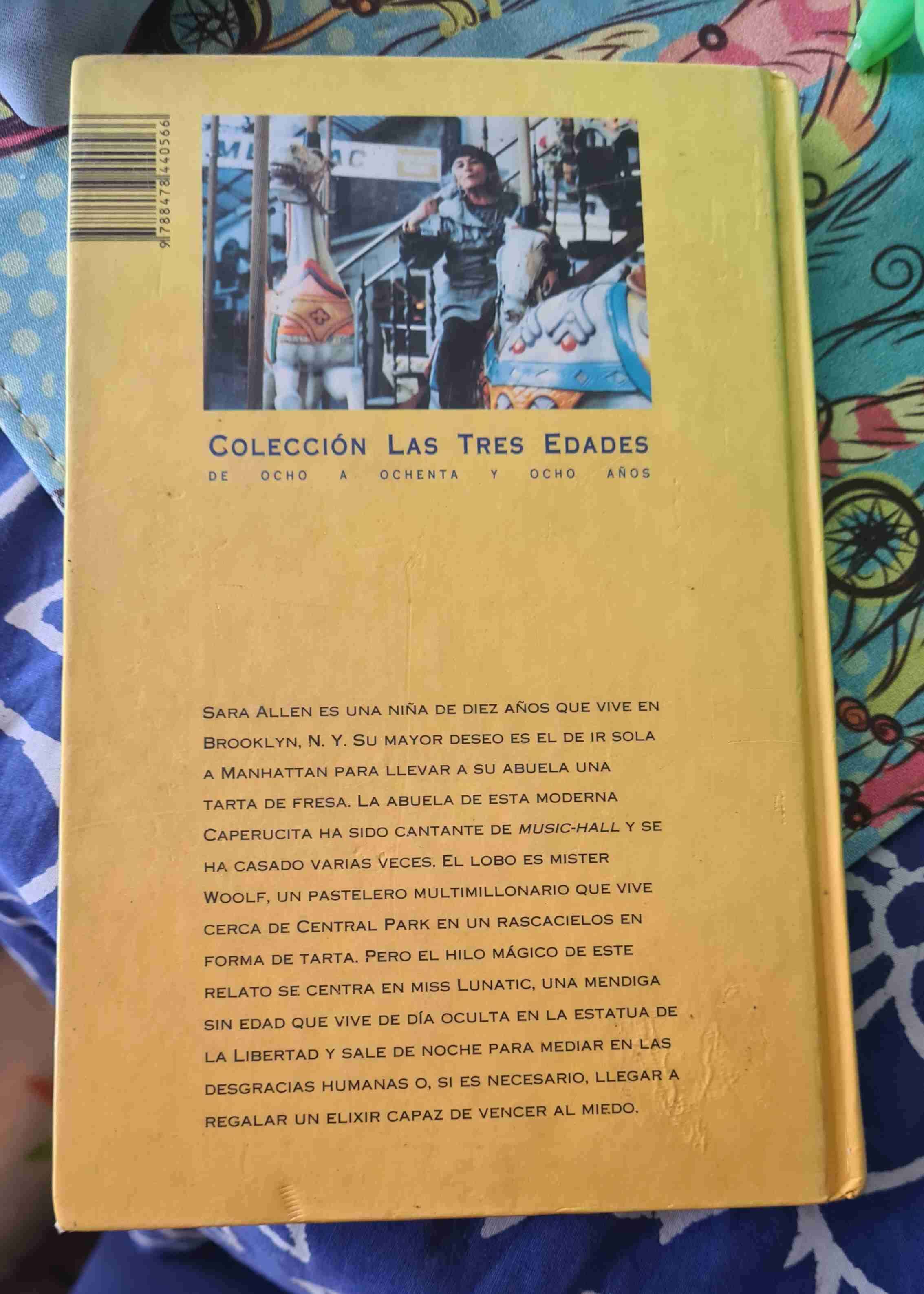 Libro Caperucita en Manhattan - miniatura 2