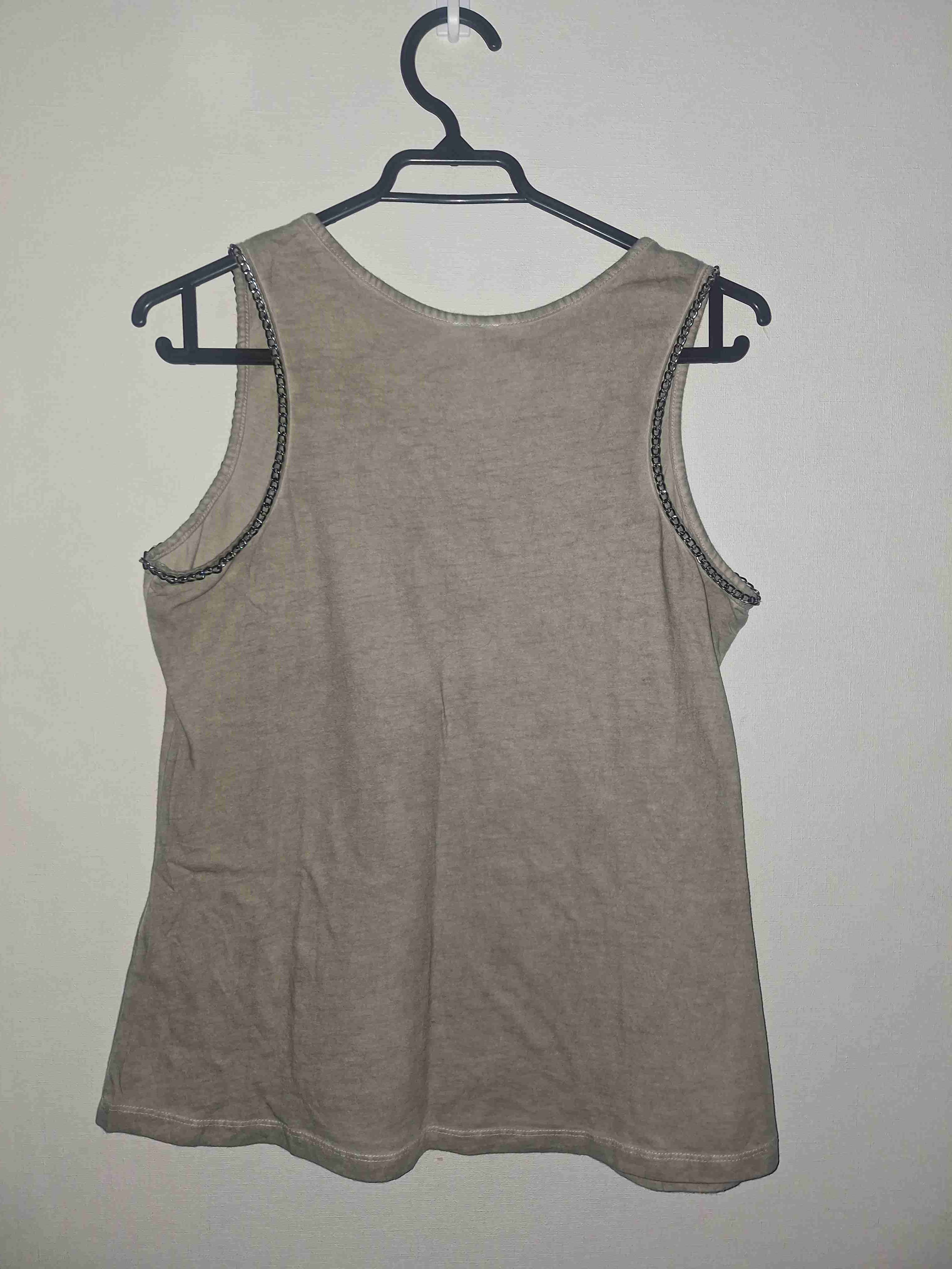 Polera sin mangas estampada - miniatura 2