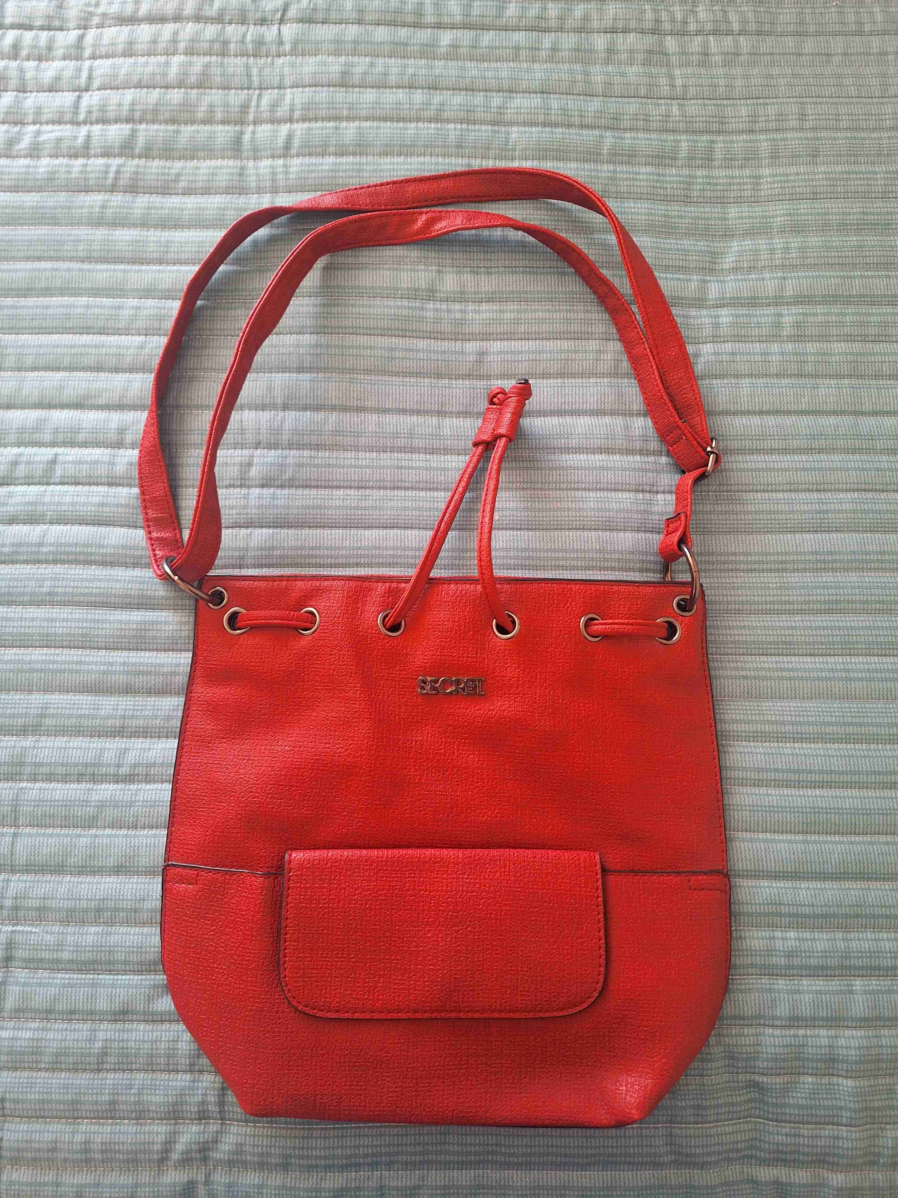Bolso rojo estilo casual - miniatura 1