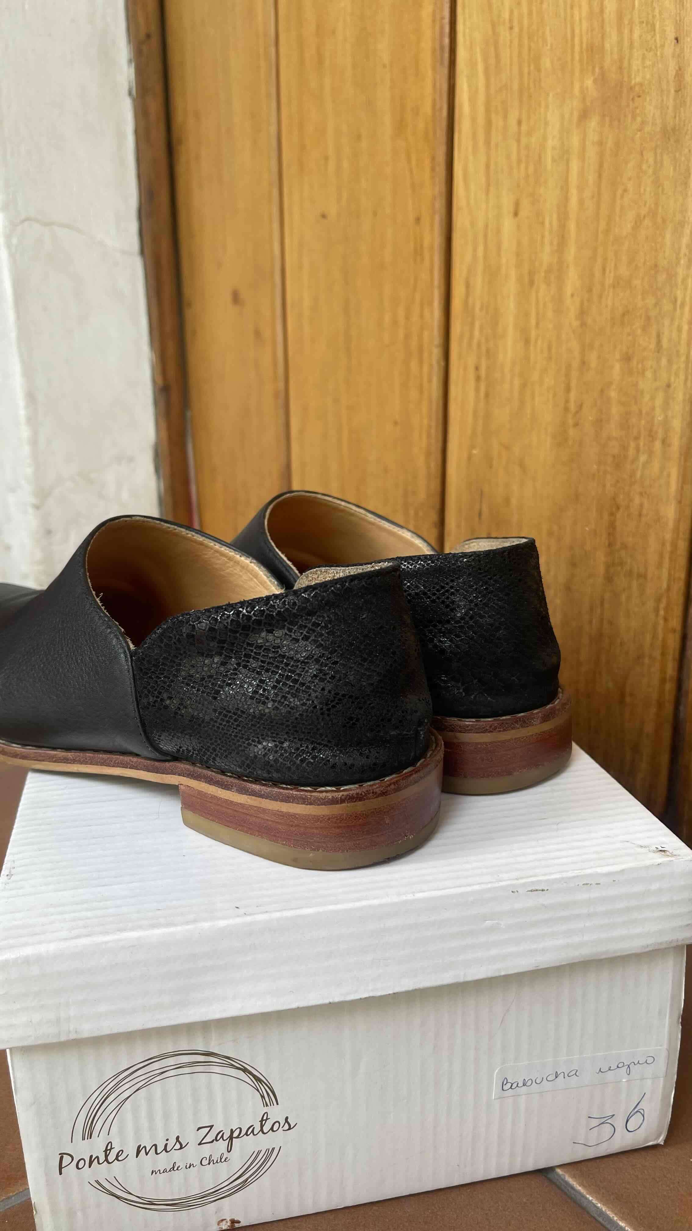 Zapatos negros de cuero talla 36 - miniatura 2