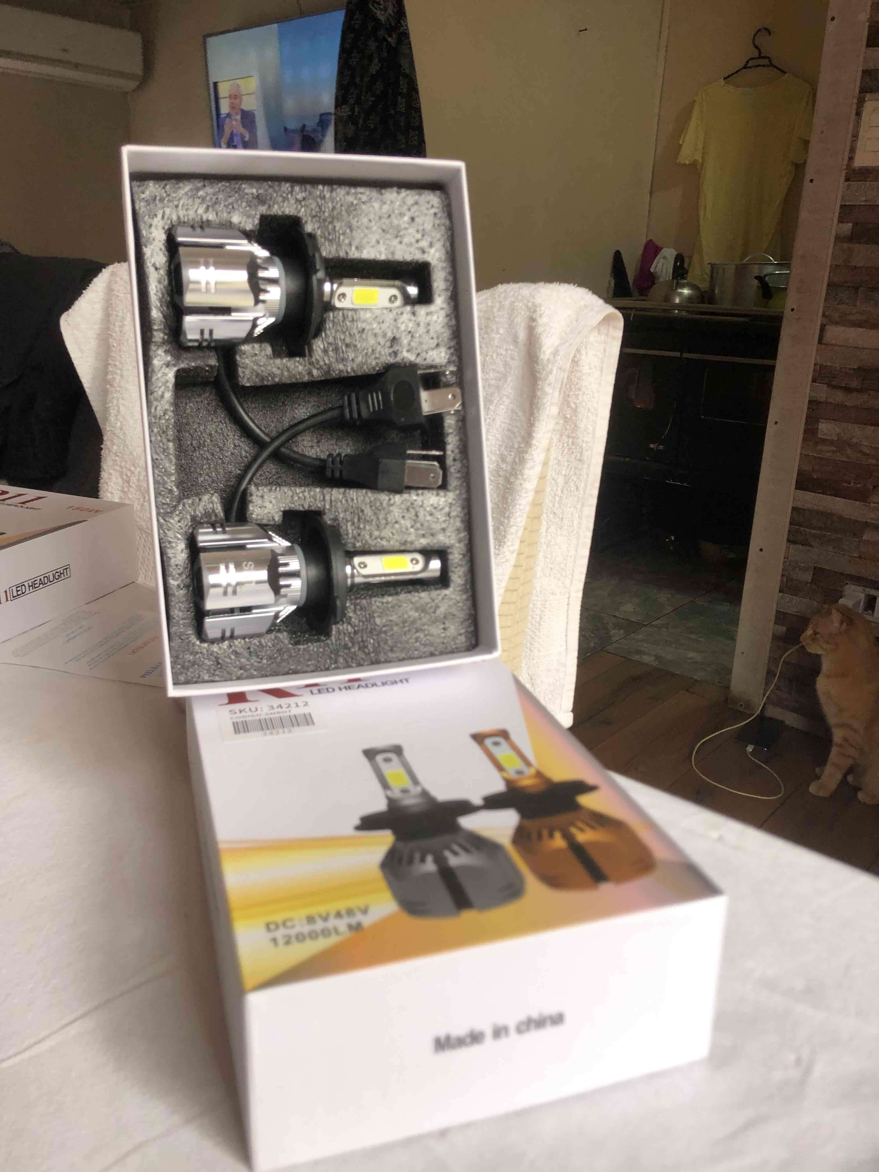 Luces LED R11 150W para auto - miniatura 2