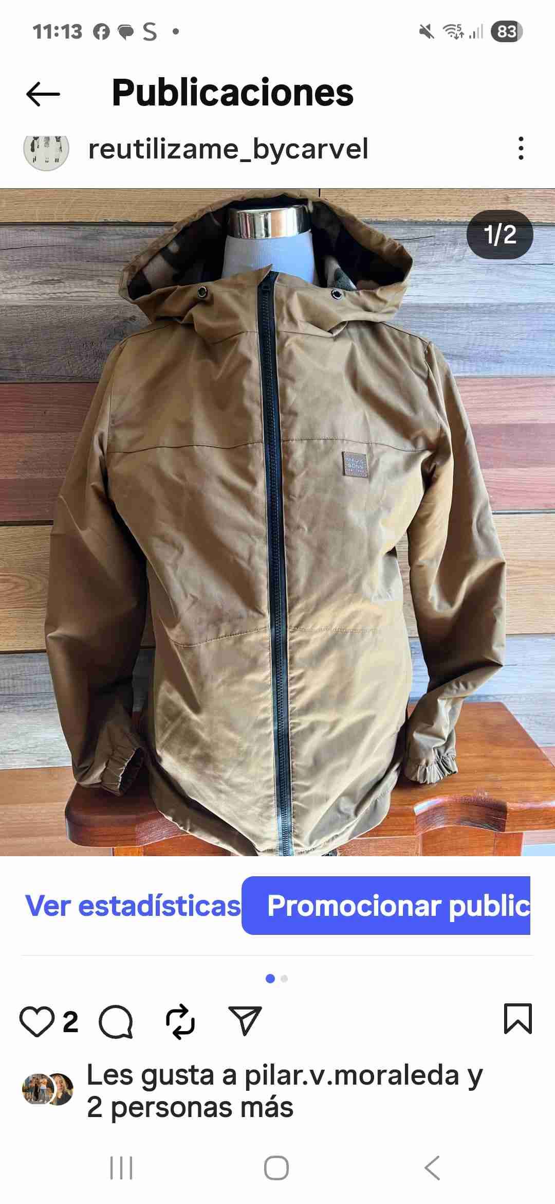 Chaqueta marrón con capucha