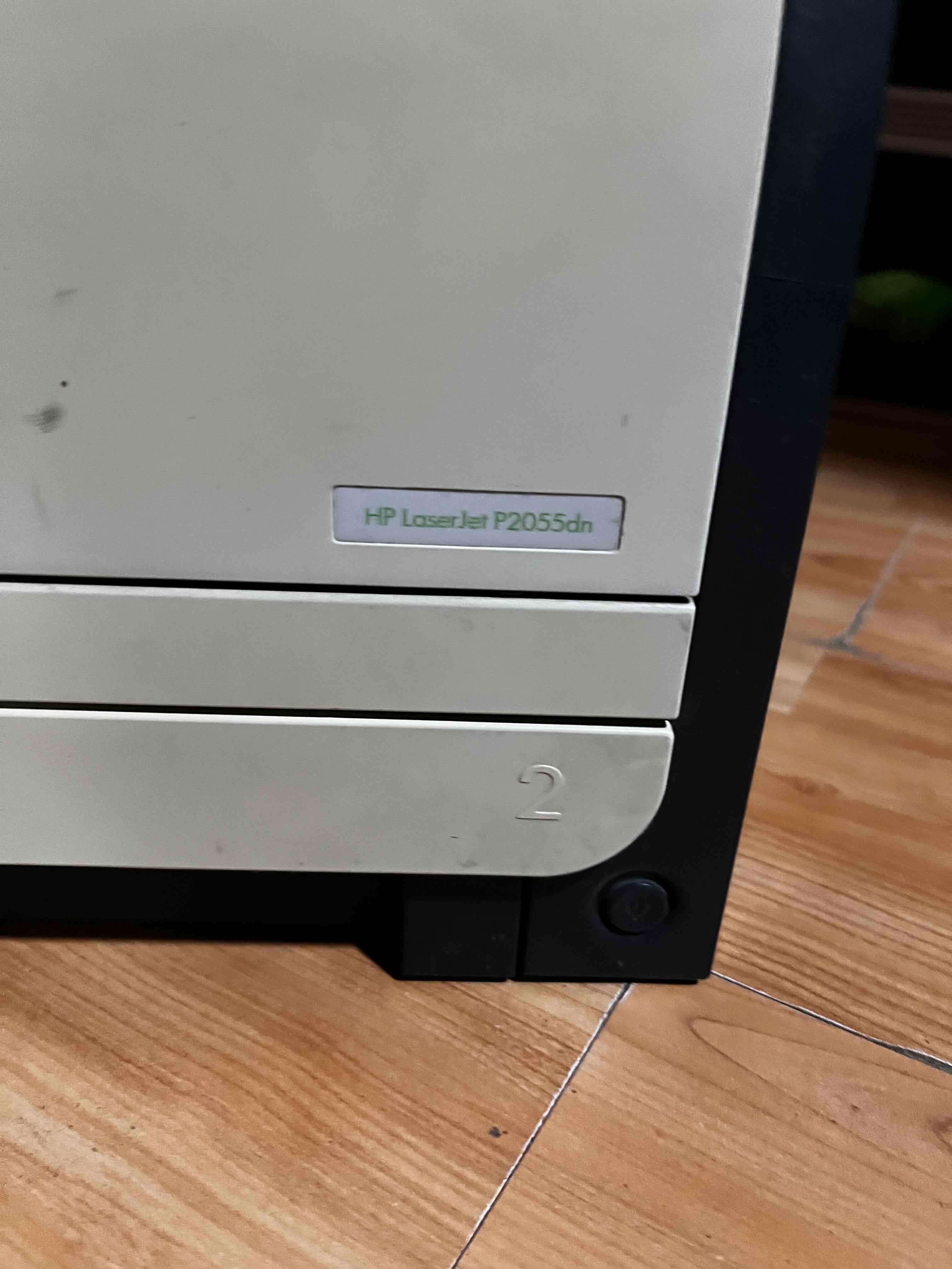 Impresora láser HP P2055dn - miniatura 2