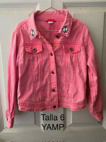 Chaqueta rosada para niña