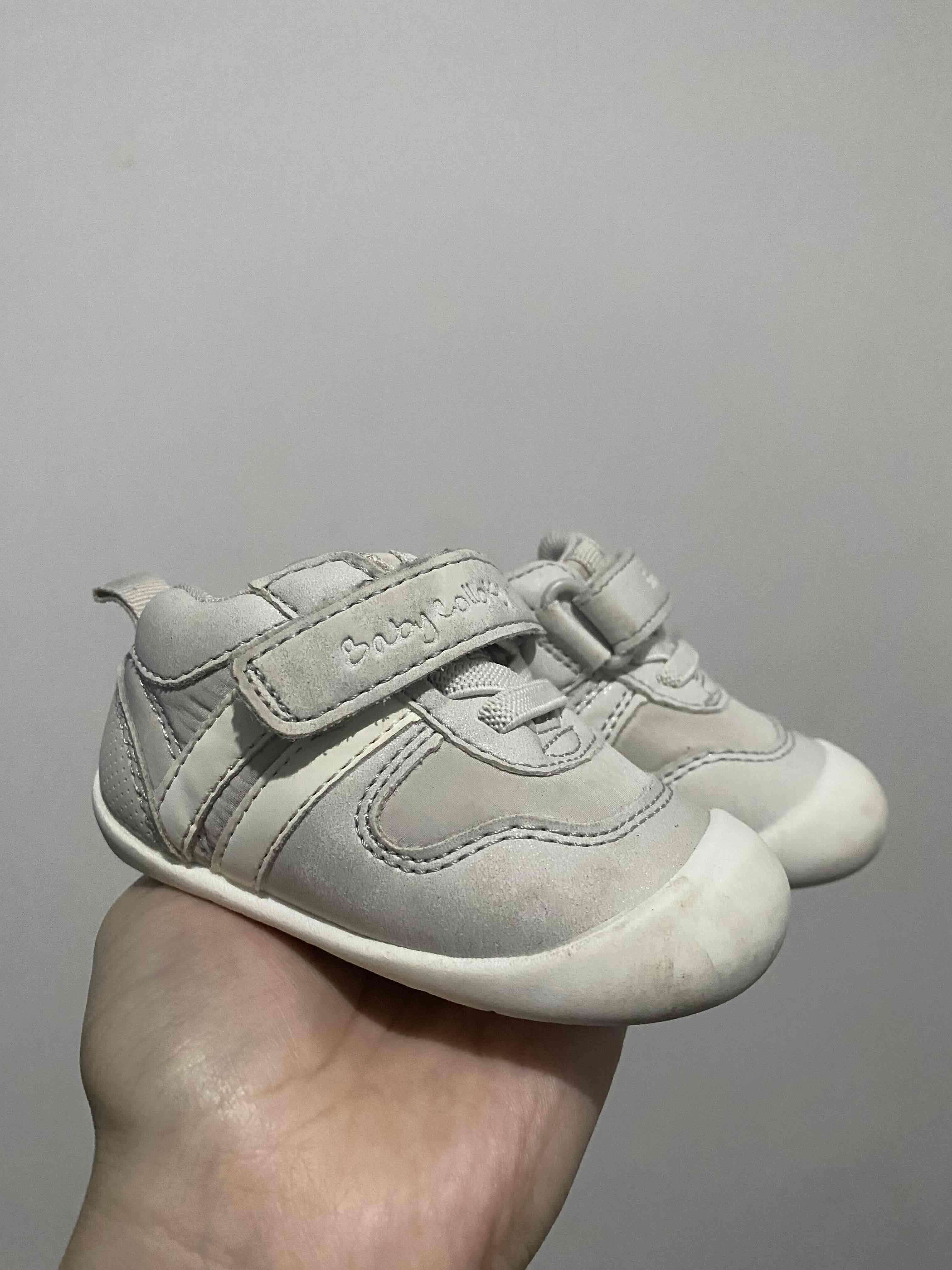 Zapatillas gateadores blancas para bebé - miniatura 1