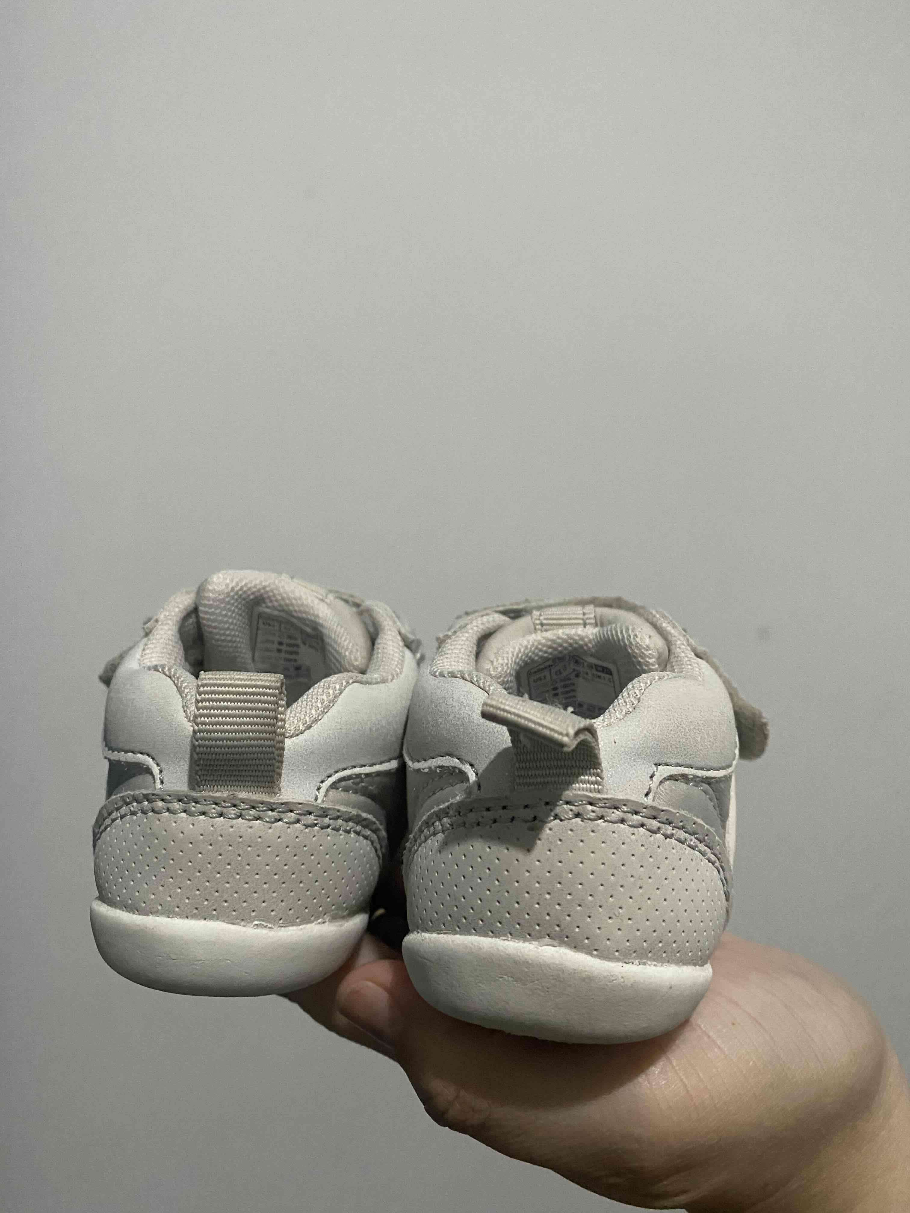 Zapatillas gateadores blancas para bebé - miniatura 2