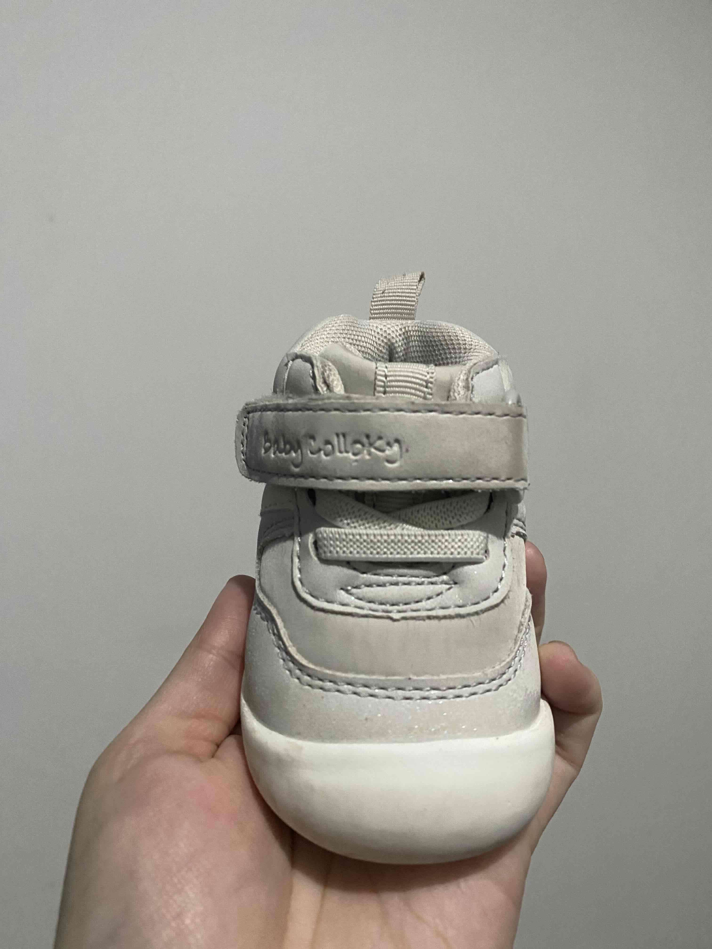 Zapatillas gateadores blancas para bebé - miniatura 3