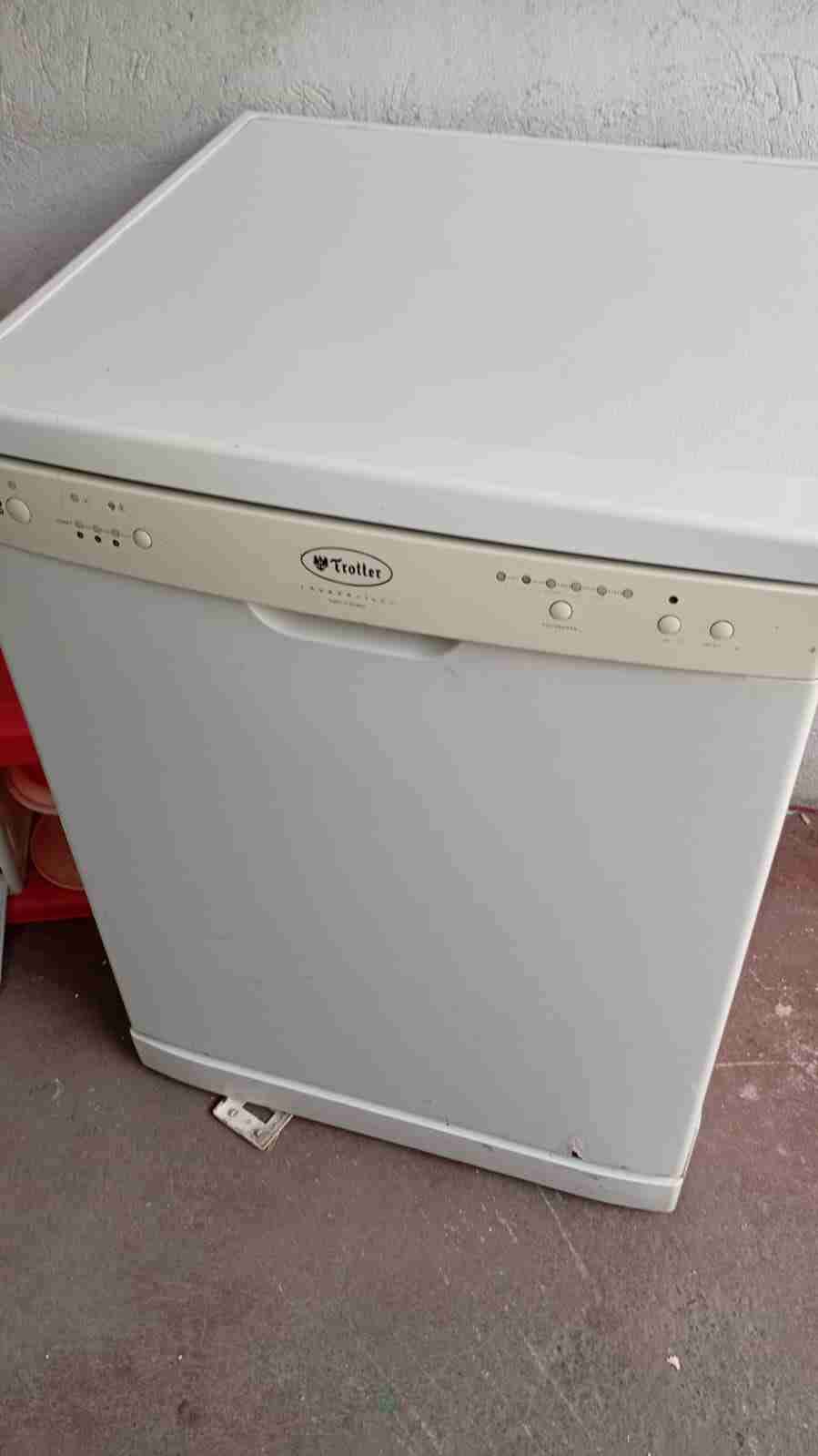 Lavavajillas blanco compacto - miniatura 1