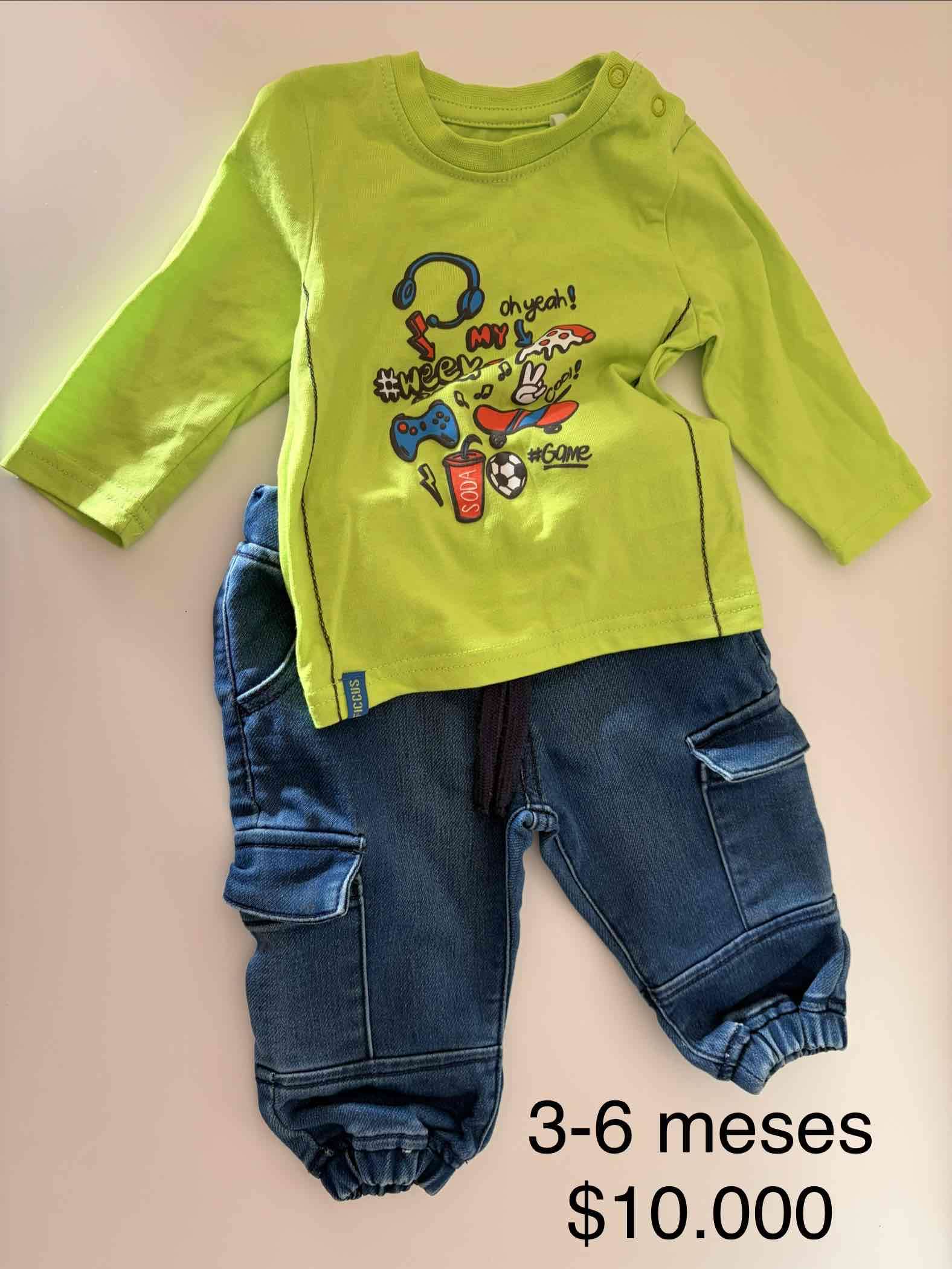 Conjunto bebé verde y jeans