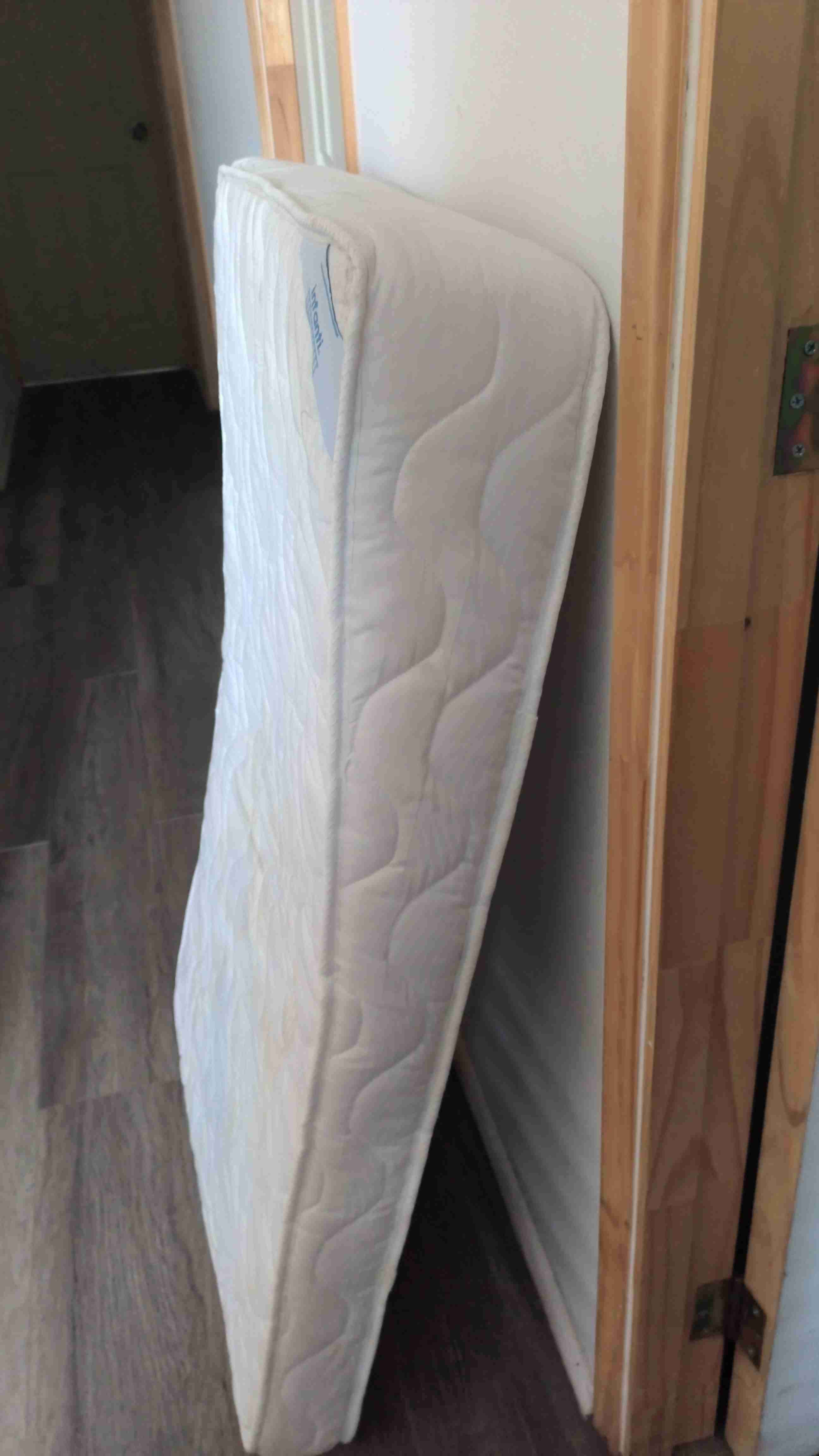 Cuna cuja convertible de Madera Raulí - miniatura 2