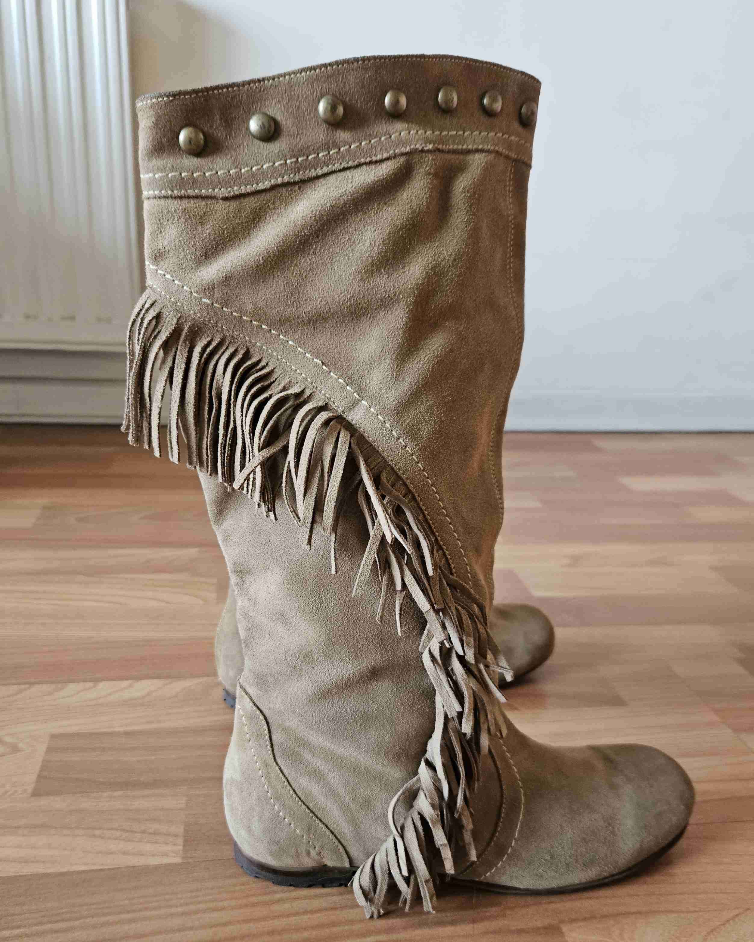 Botas de gamuza con flecos - miniatura 1
